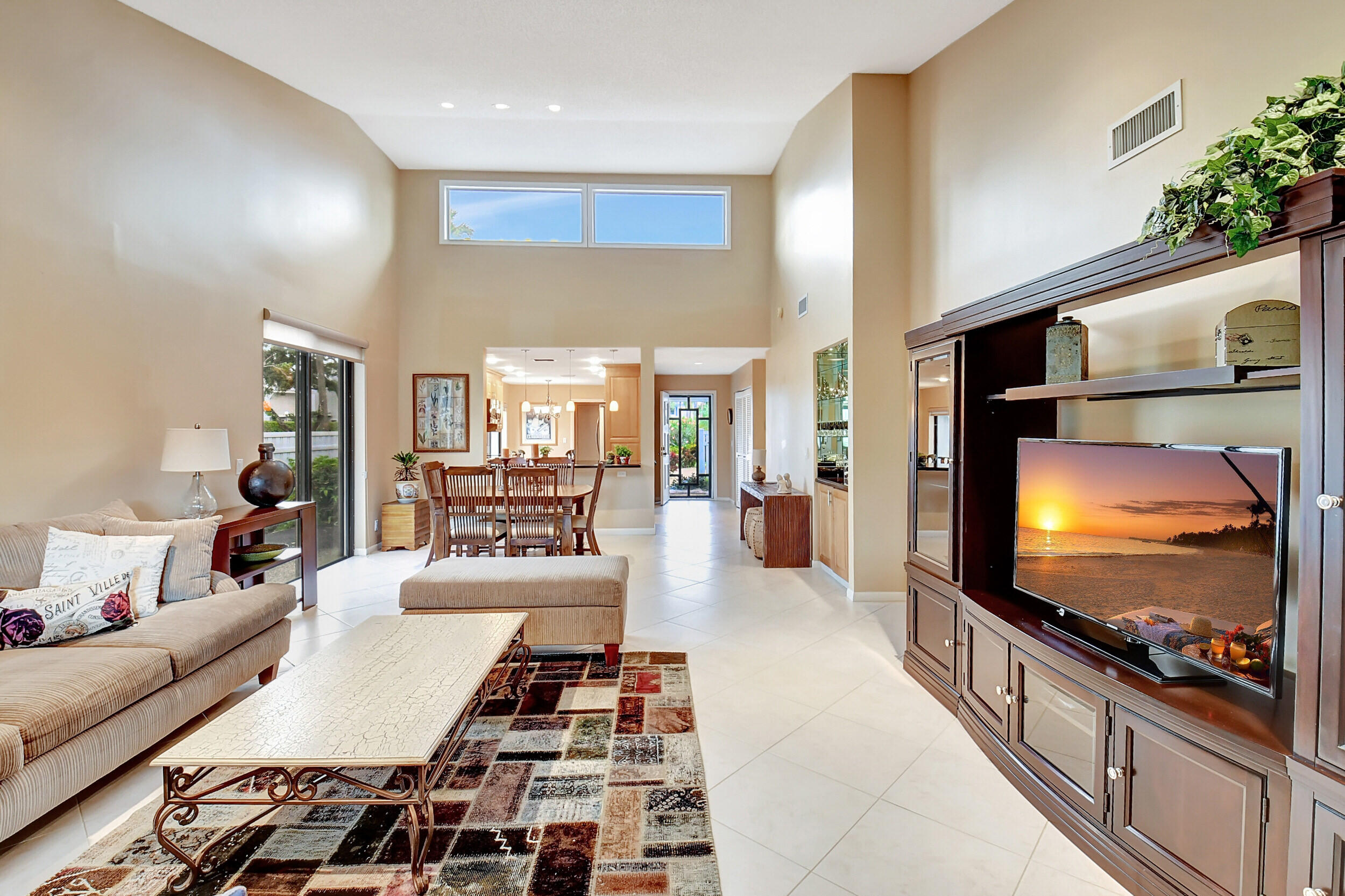 28 Eastgate Drive B