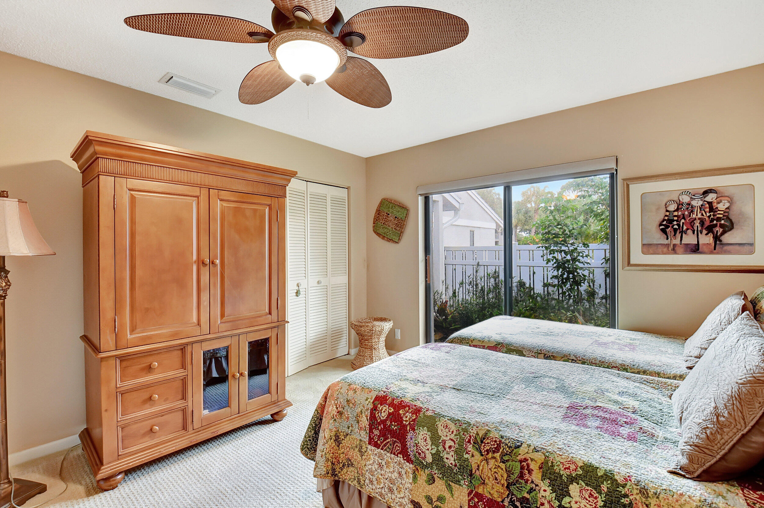 28 Eastgate Drive B