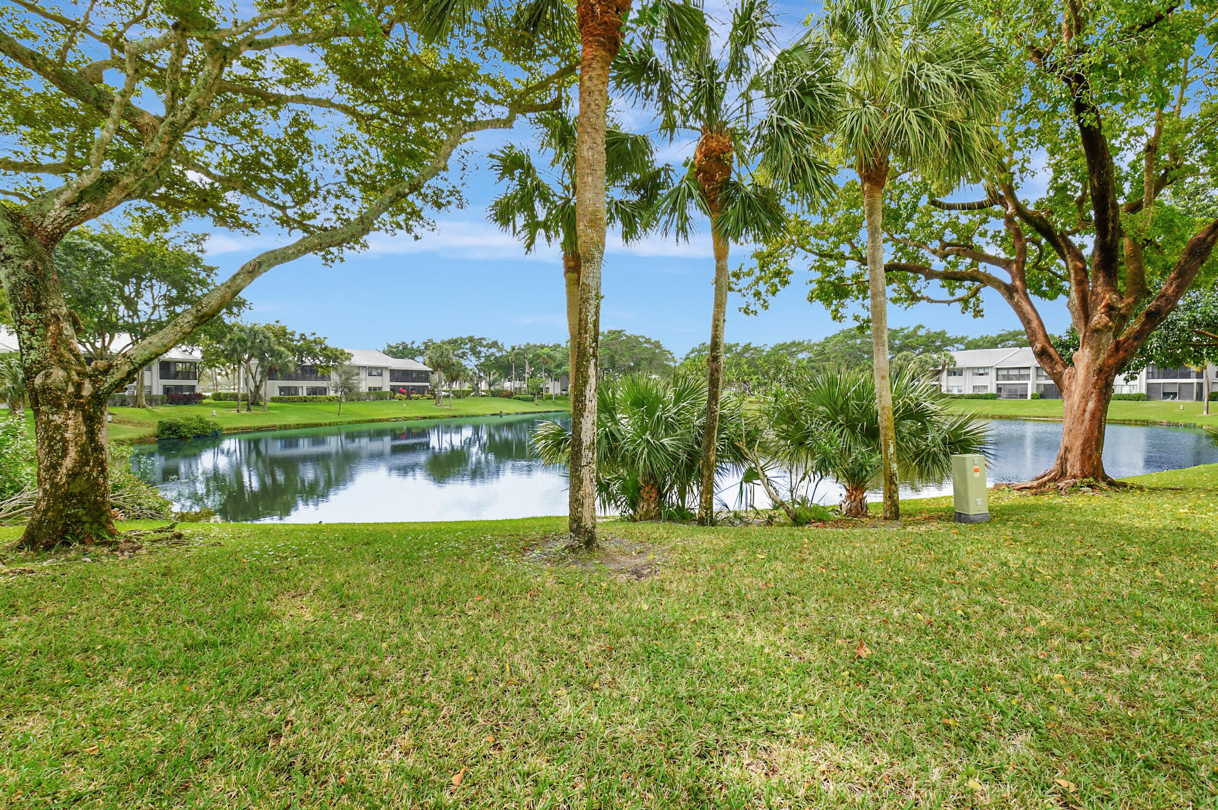 28 Eastgate Drive B