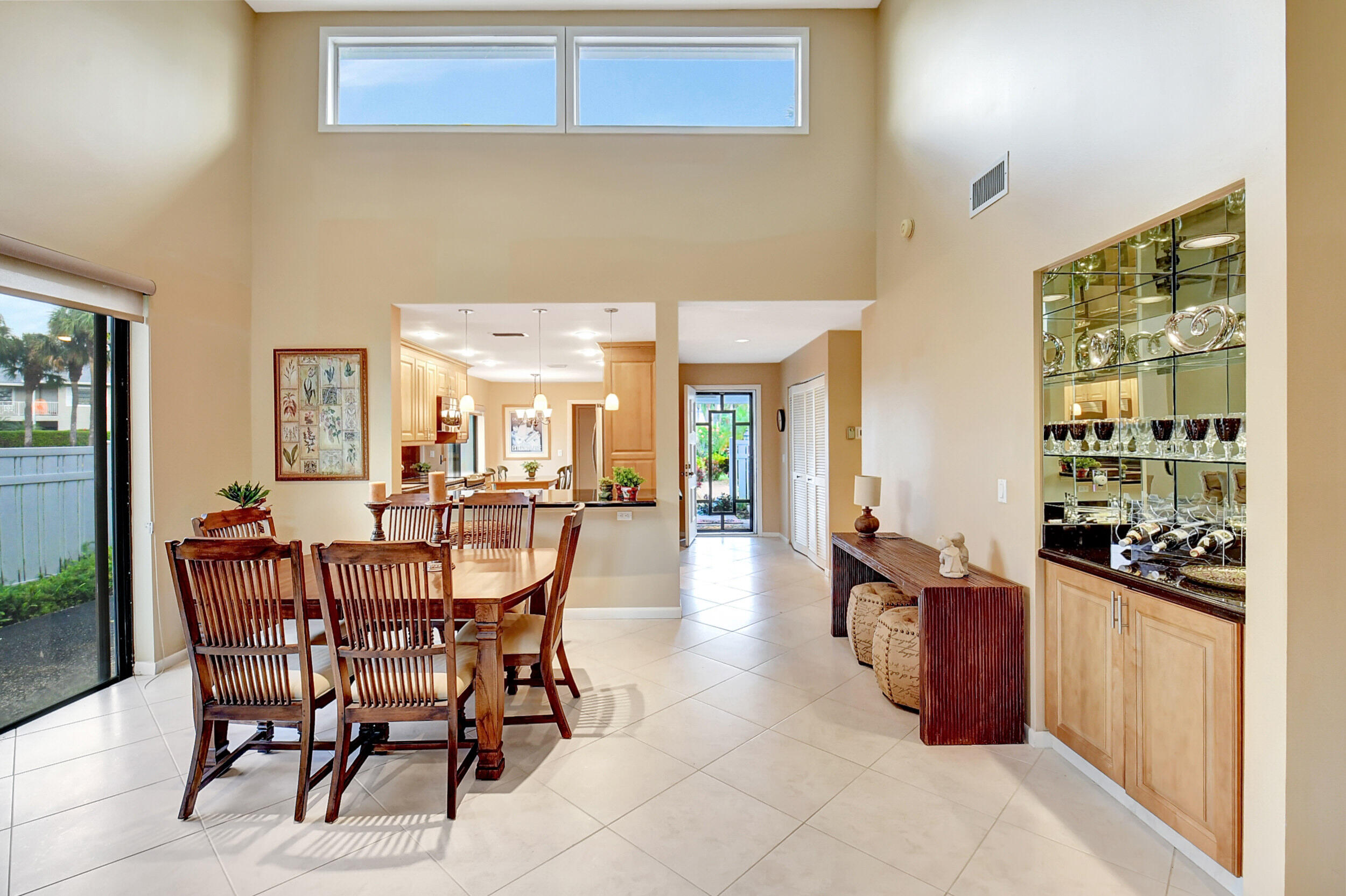 28 Eastgate Drive B