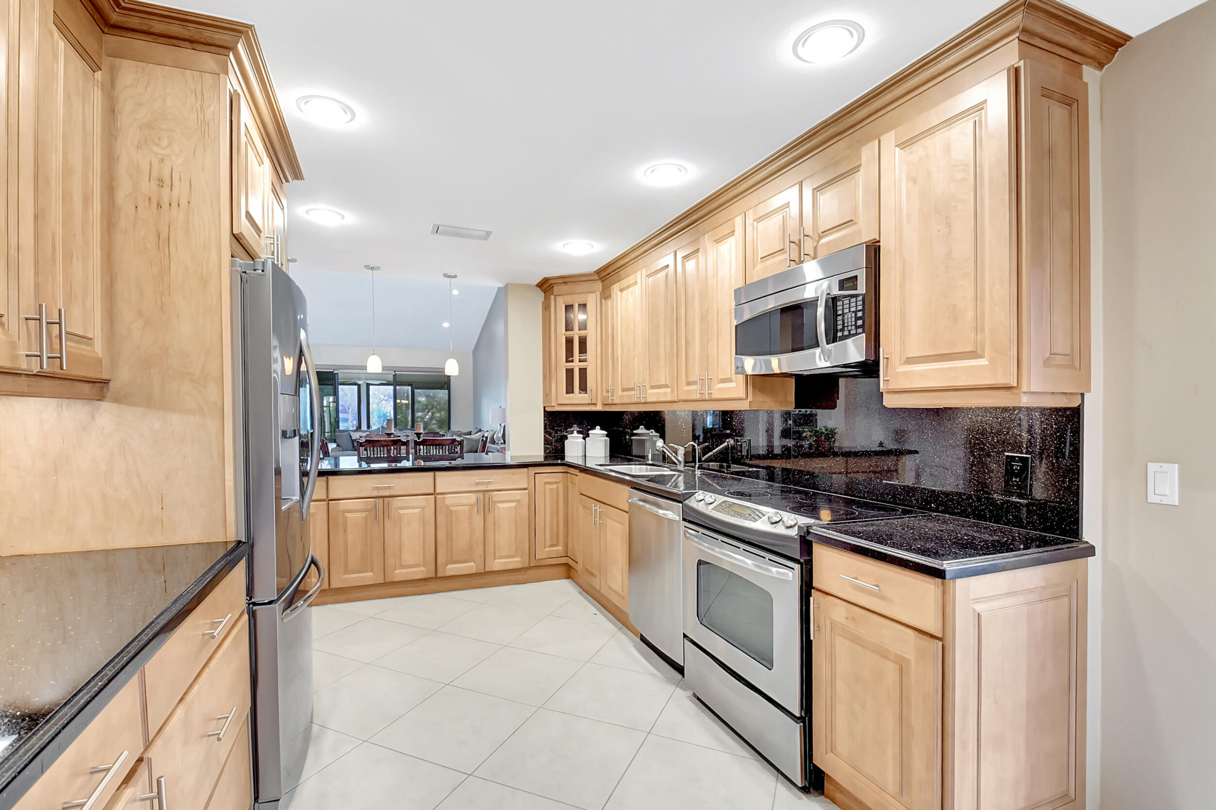 28 Eastgate Drive B