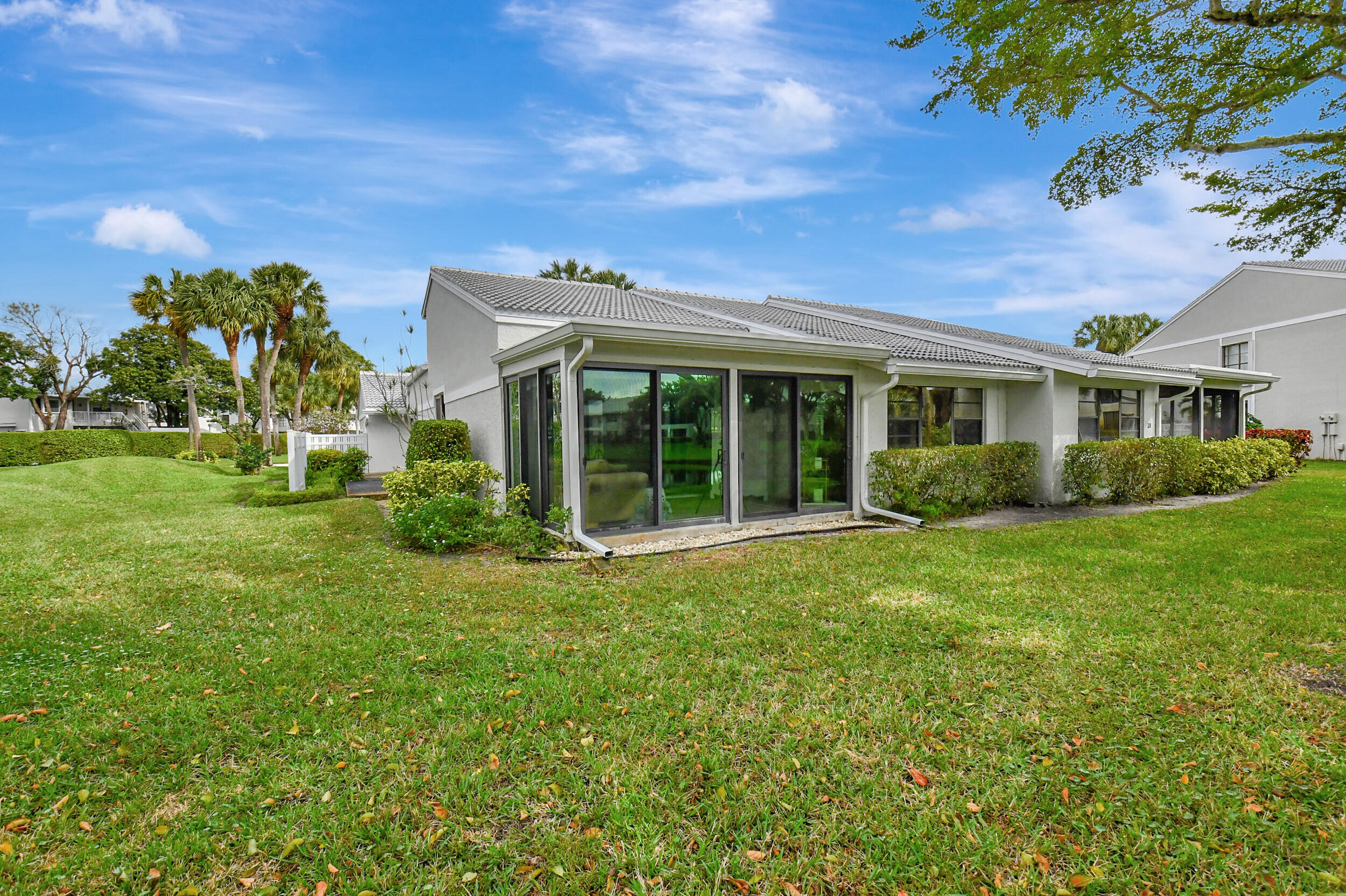 28 Eastgate Drive B