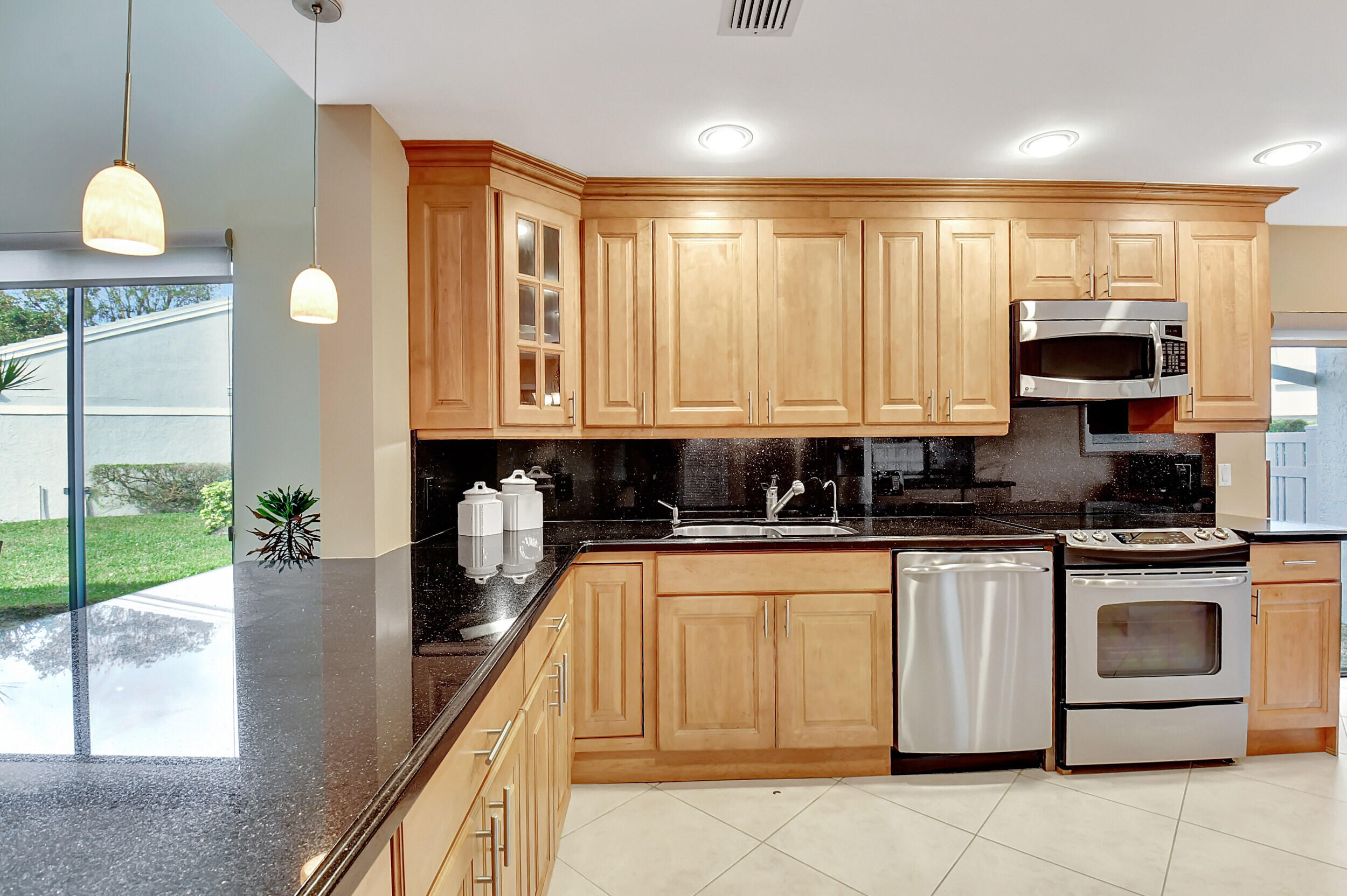 28 Eastgate Drive B