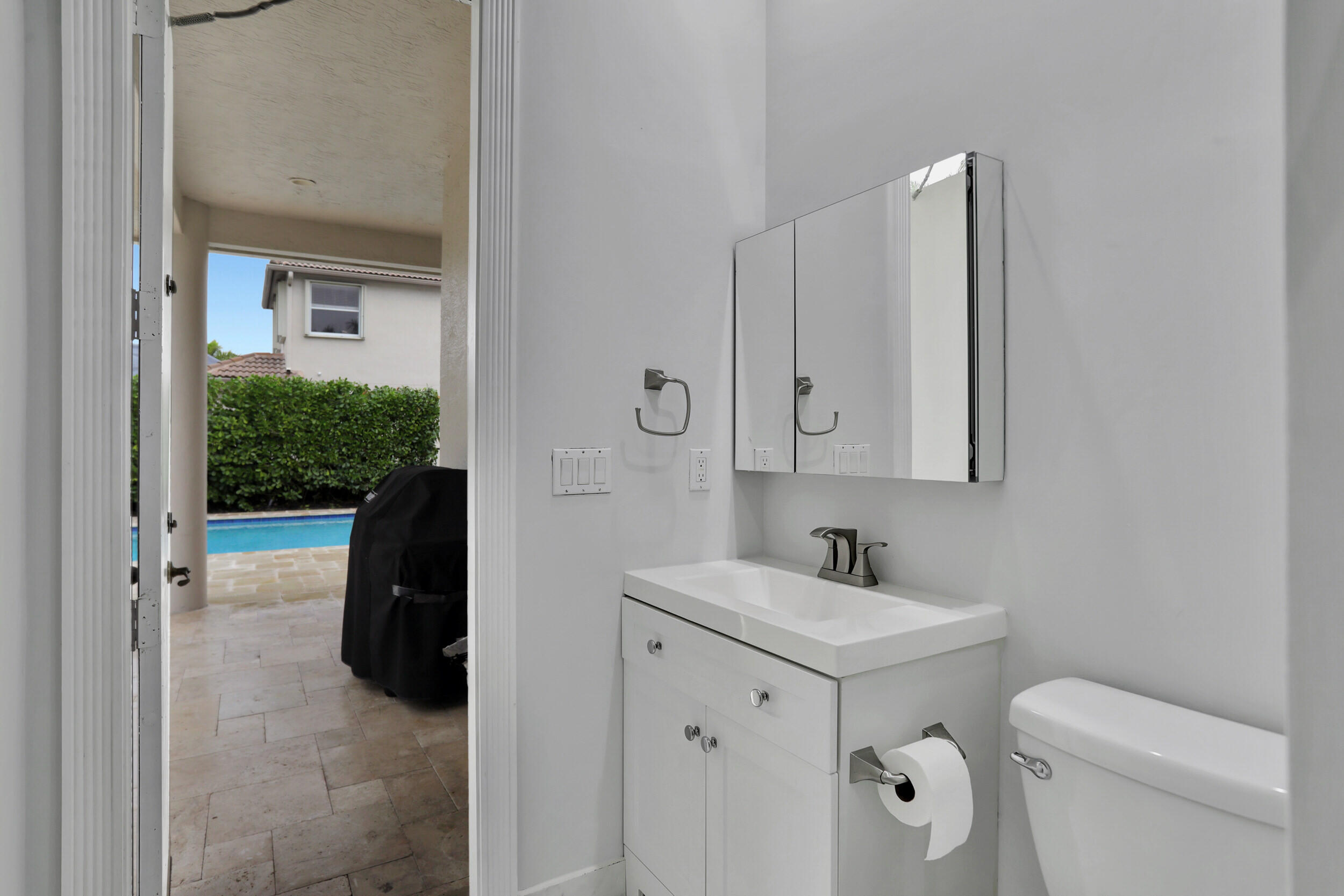 21359 Falls Ridge Way