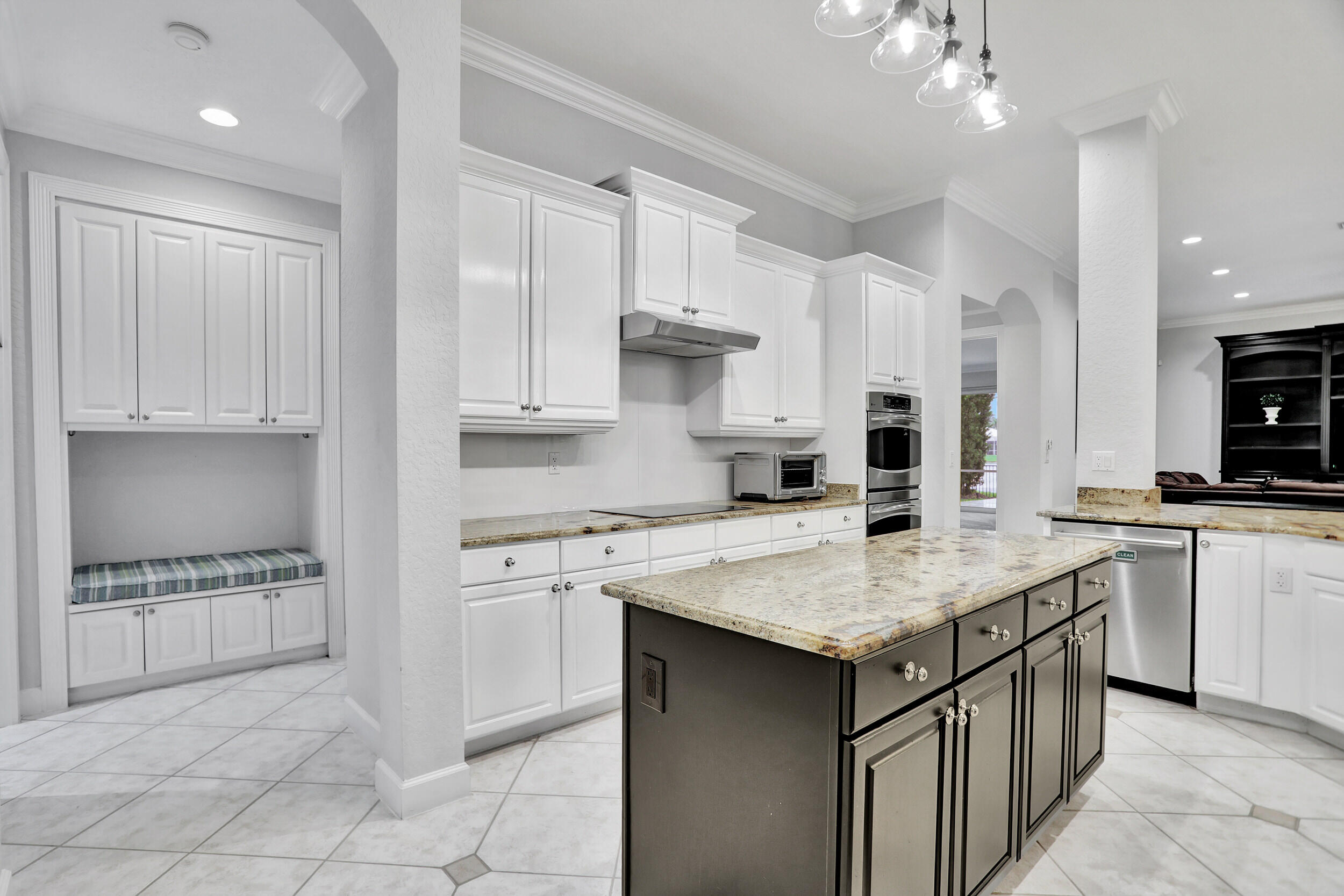 21359 Falls Ridge Way