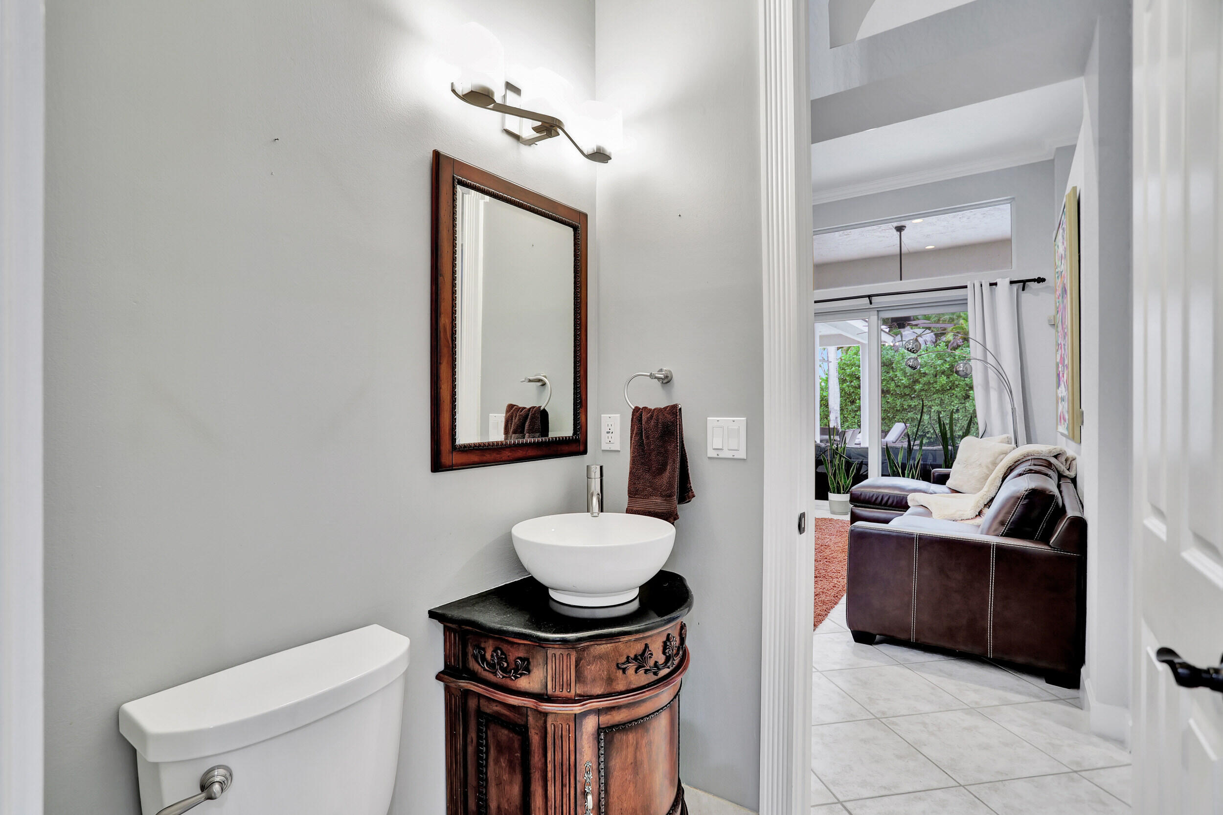 21359 Falls Ridge Way