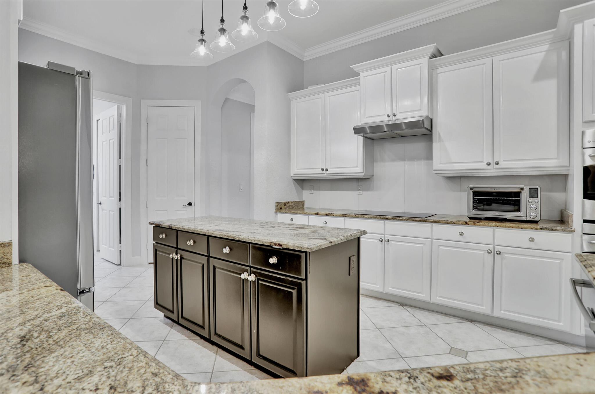 21359 Falls Ridge Way