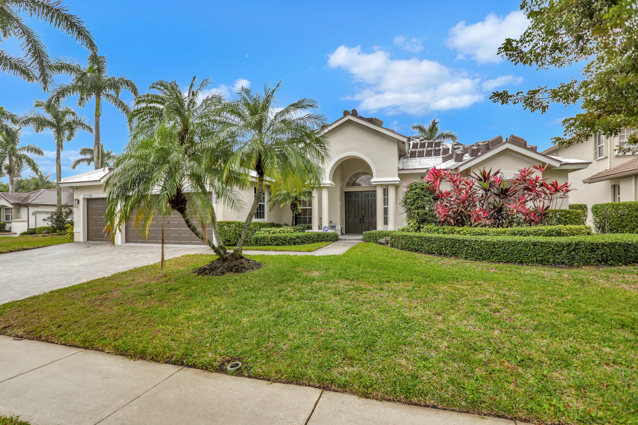 21359 Falls Ridge Way