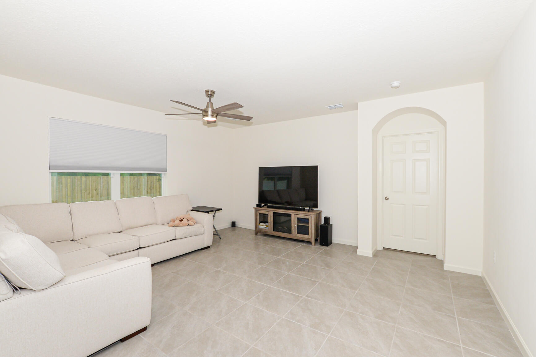 2402 SE Gillette Avenue, Port St. Lucie