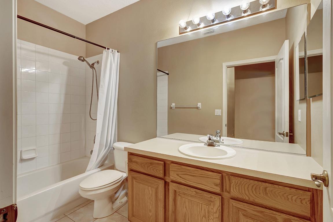 849 NW Waterlily Place, Jensen Beach