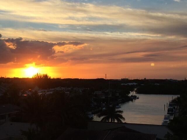 4505 S Ocean Boulevard Unit: 502