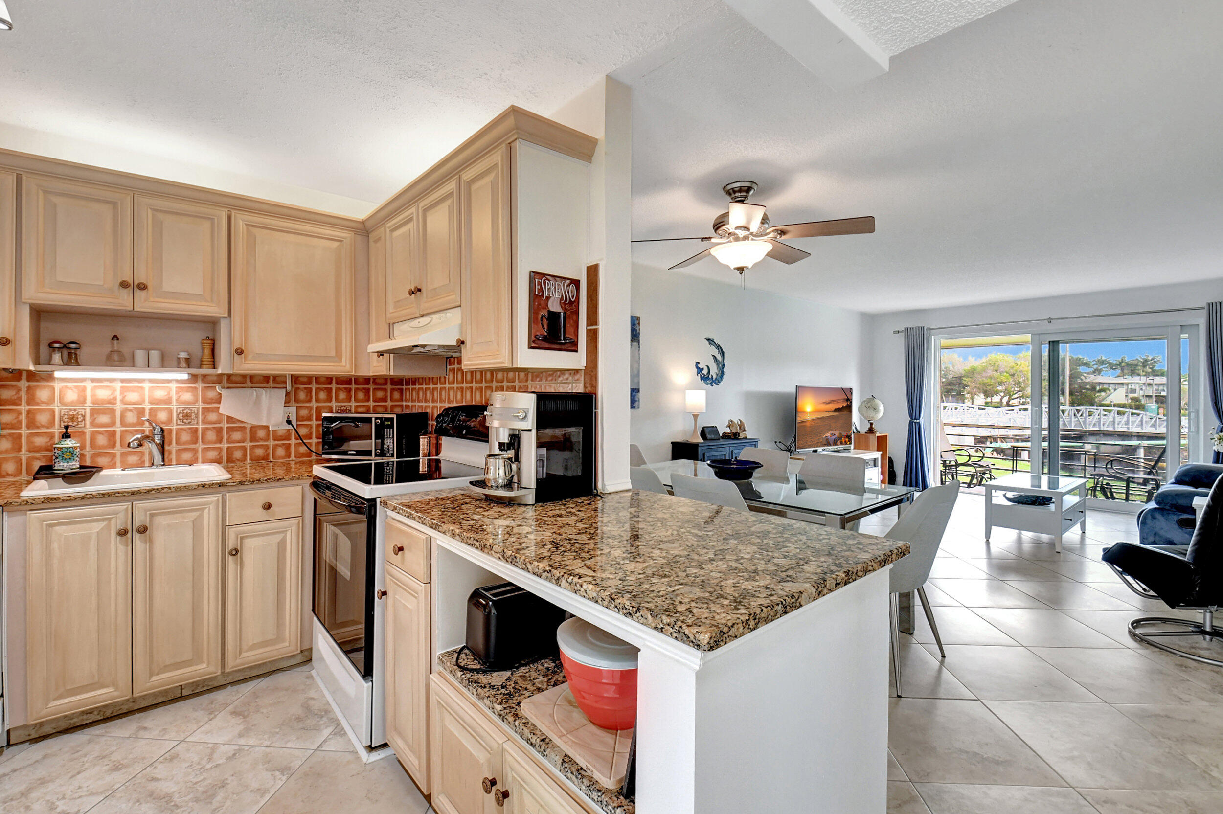 2300 Del Aire Boulevard 204, Delray Beach Unit: 204