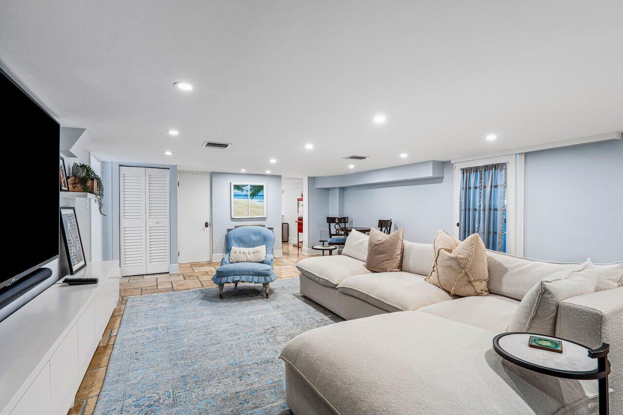 2305 Bay Drive, Pompano Beach