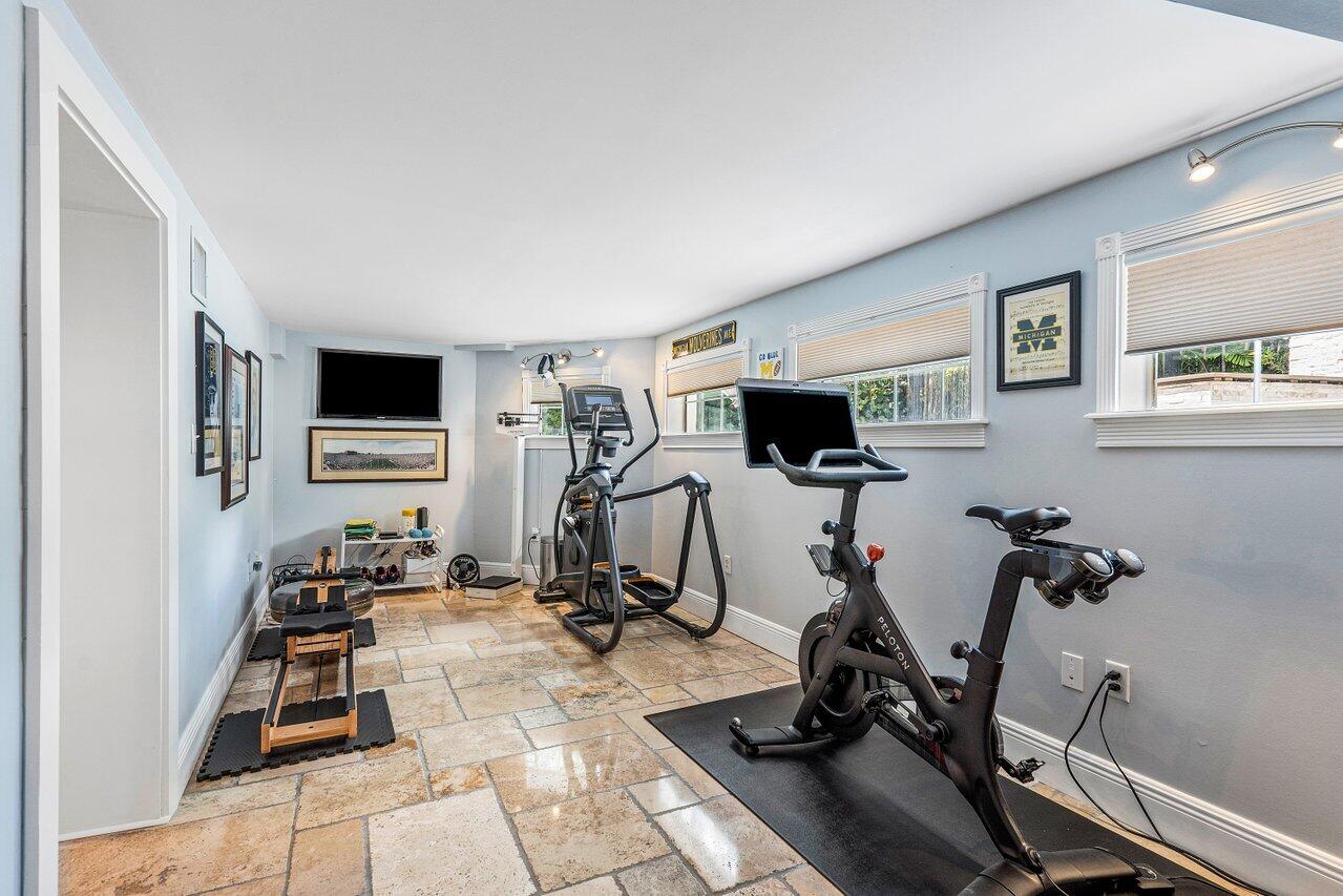 2305 Bay Drive, Pompano Beach