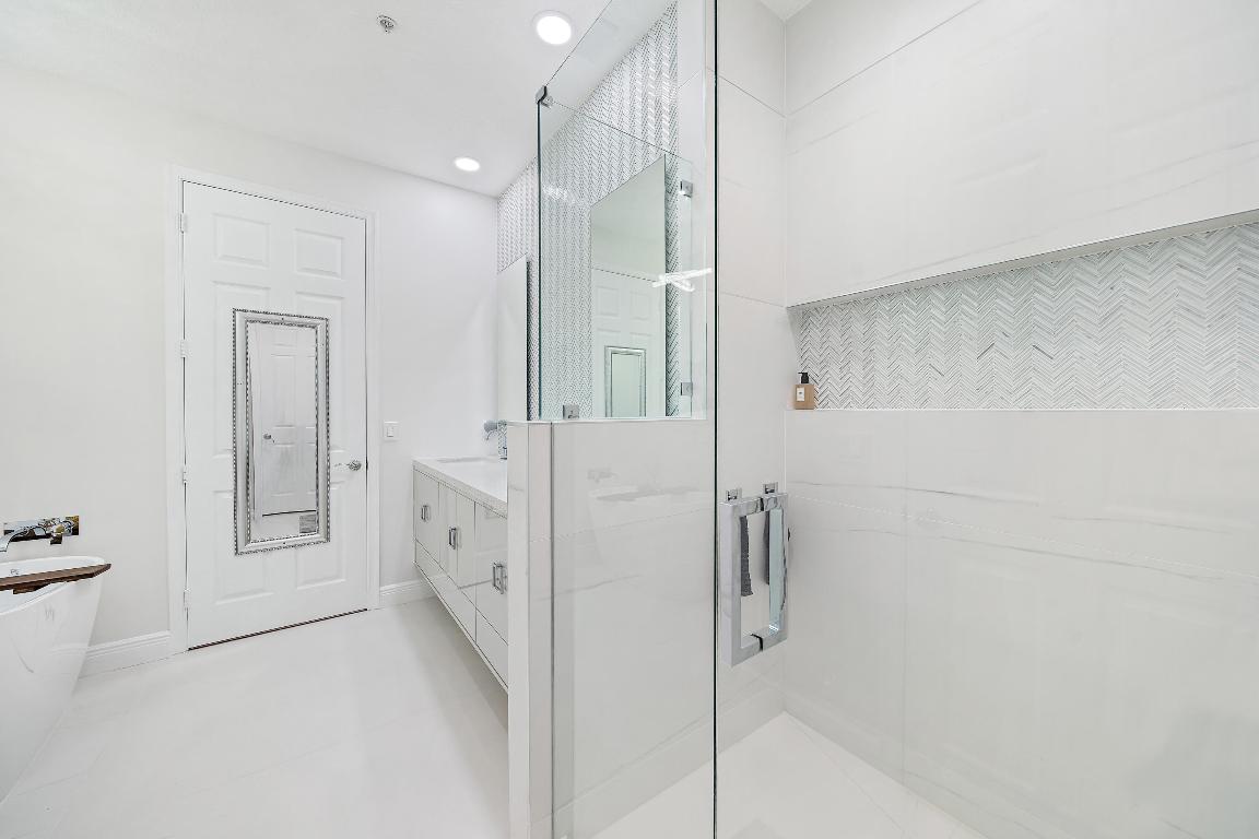 113 W Indian Crossing Circle