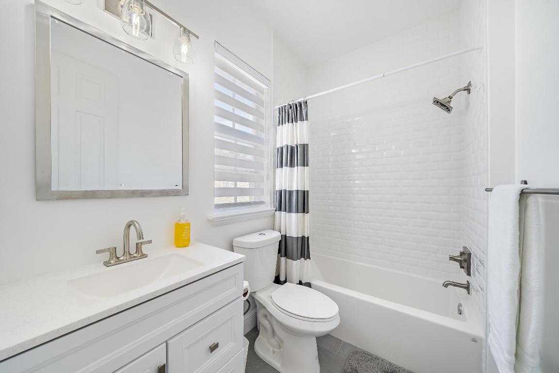 113 W Indian Crossing Circle