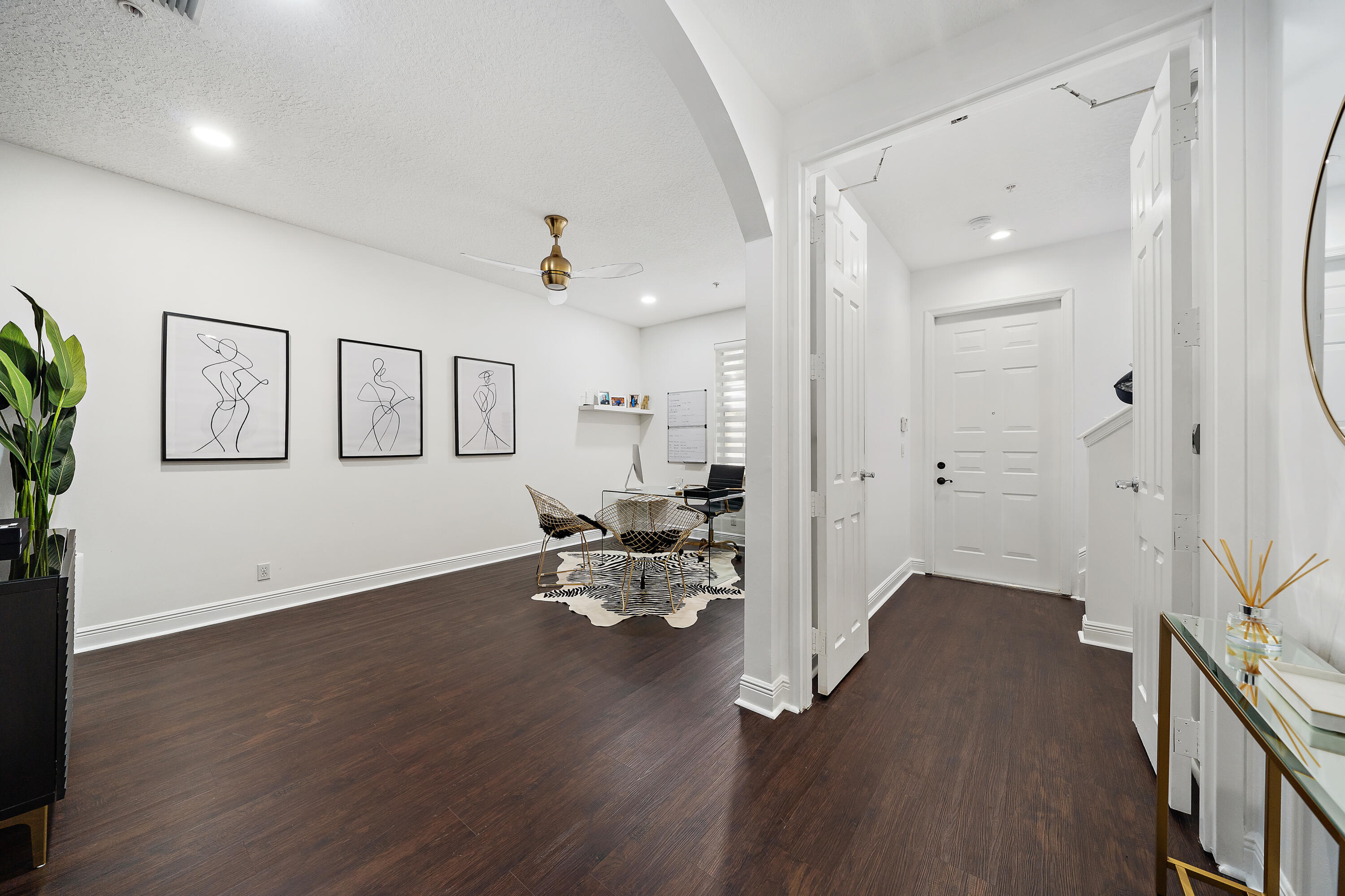 113 W Indian Crossing Circle