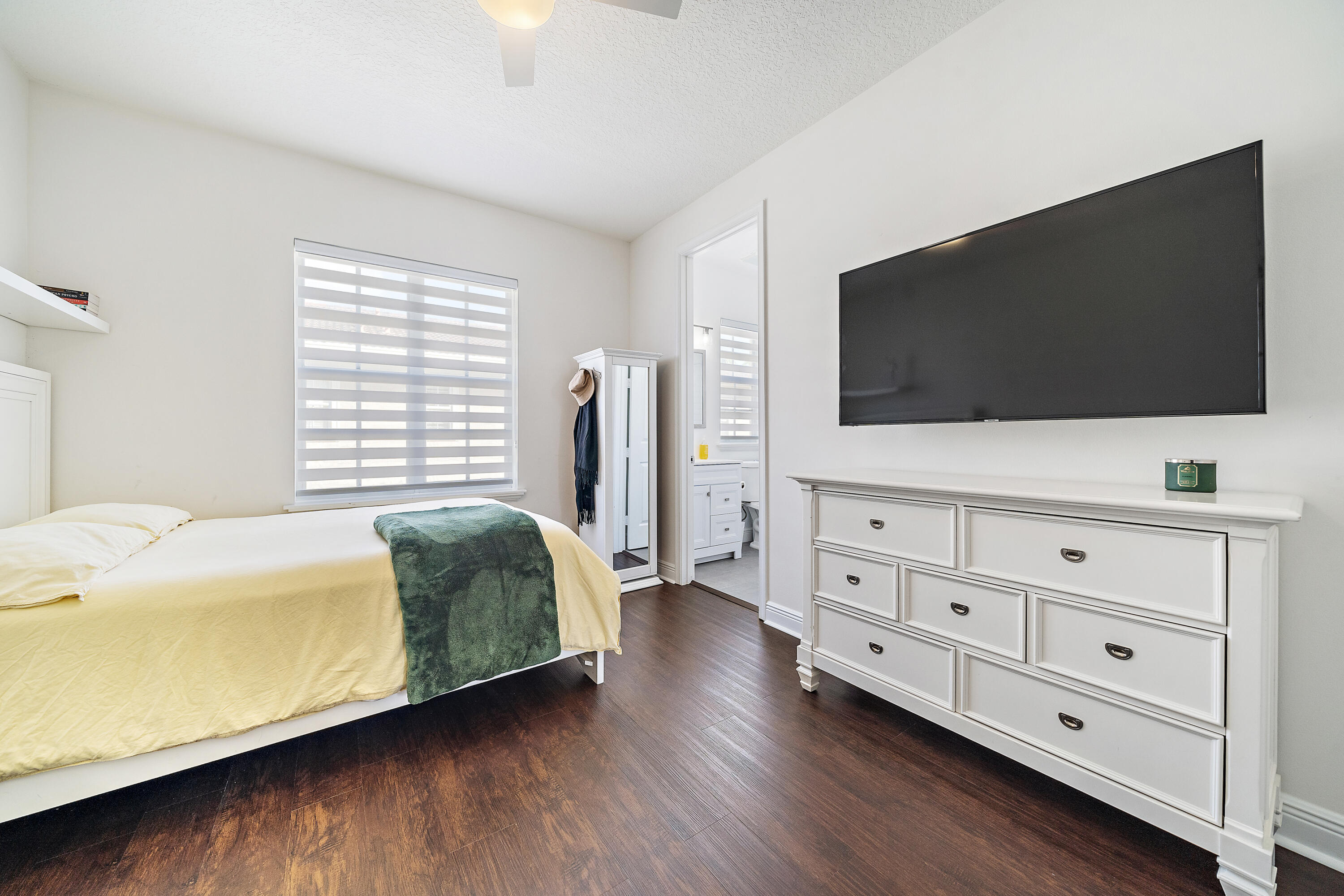 113 W Indian Crossing Circle