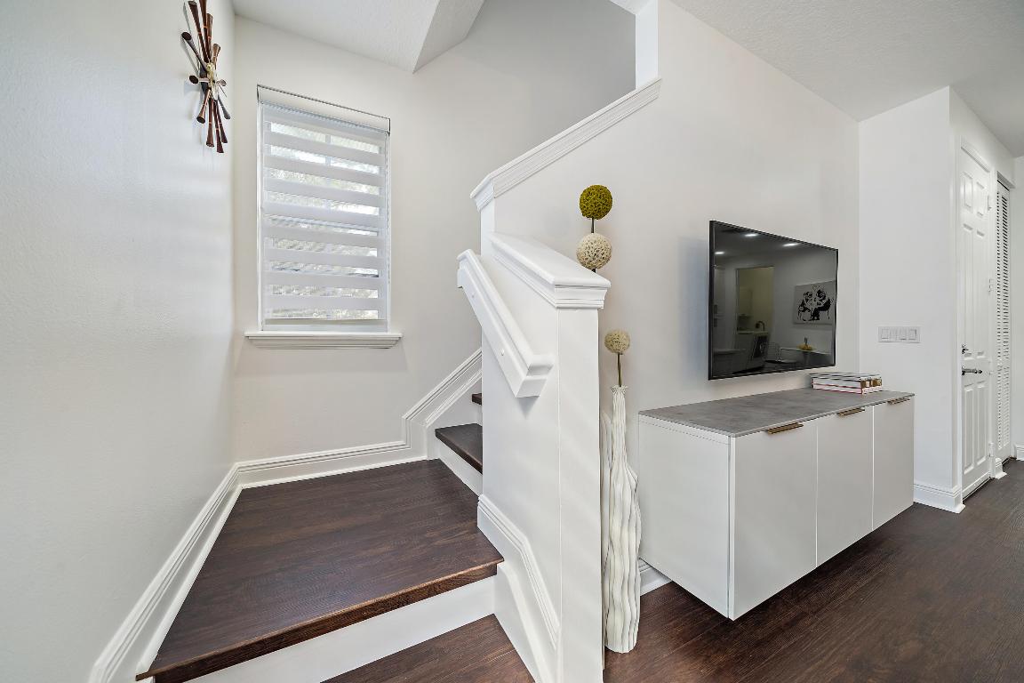 113 W Indian Crossing Circle