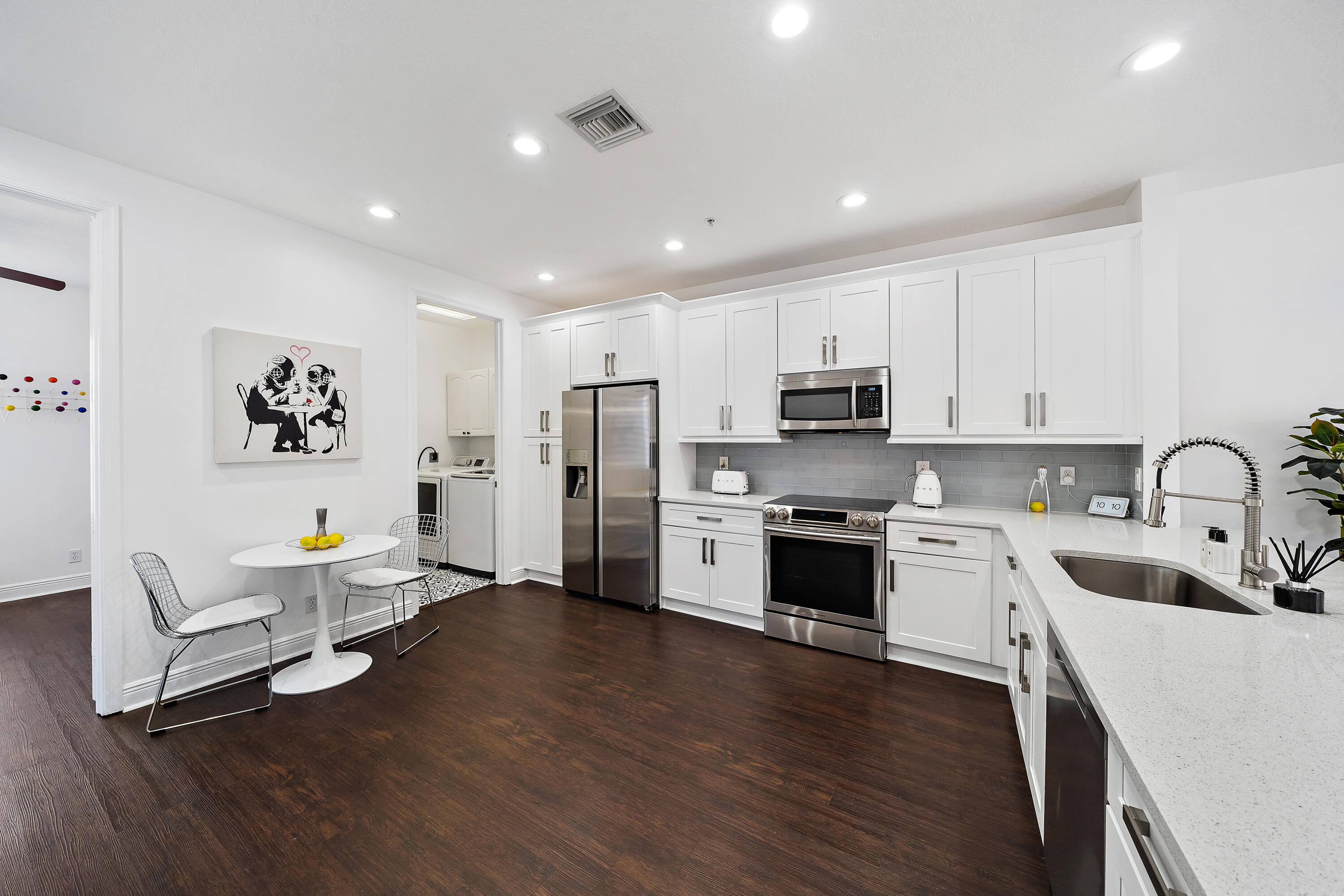 113 W Indian Crossing Circle