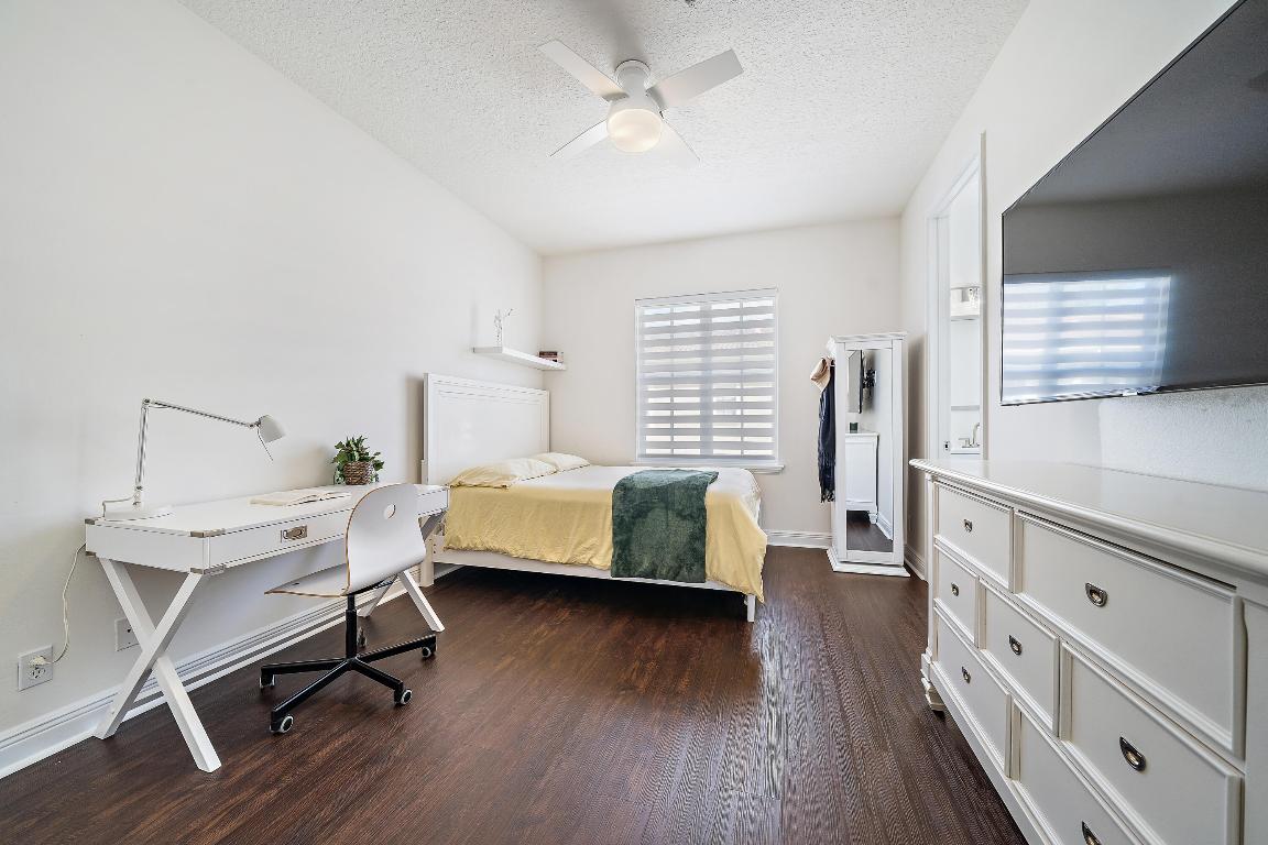 113 W Indian Crossing Circle