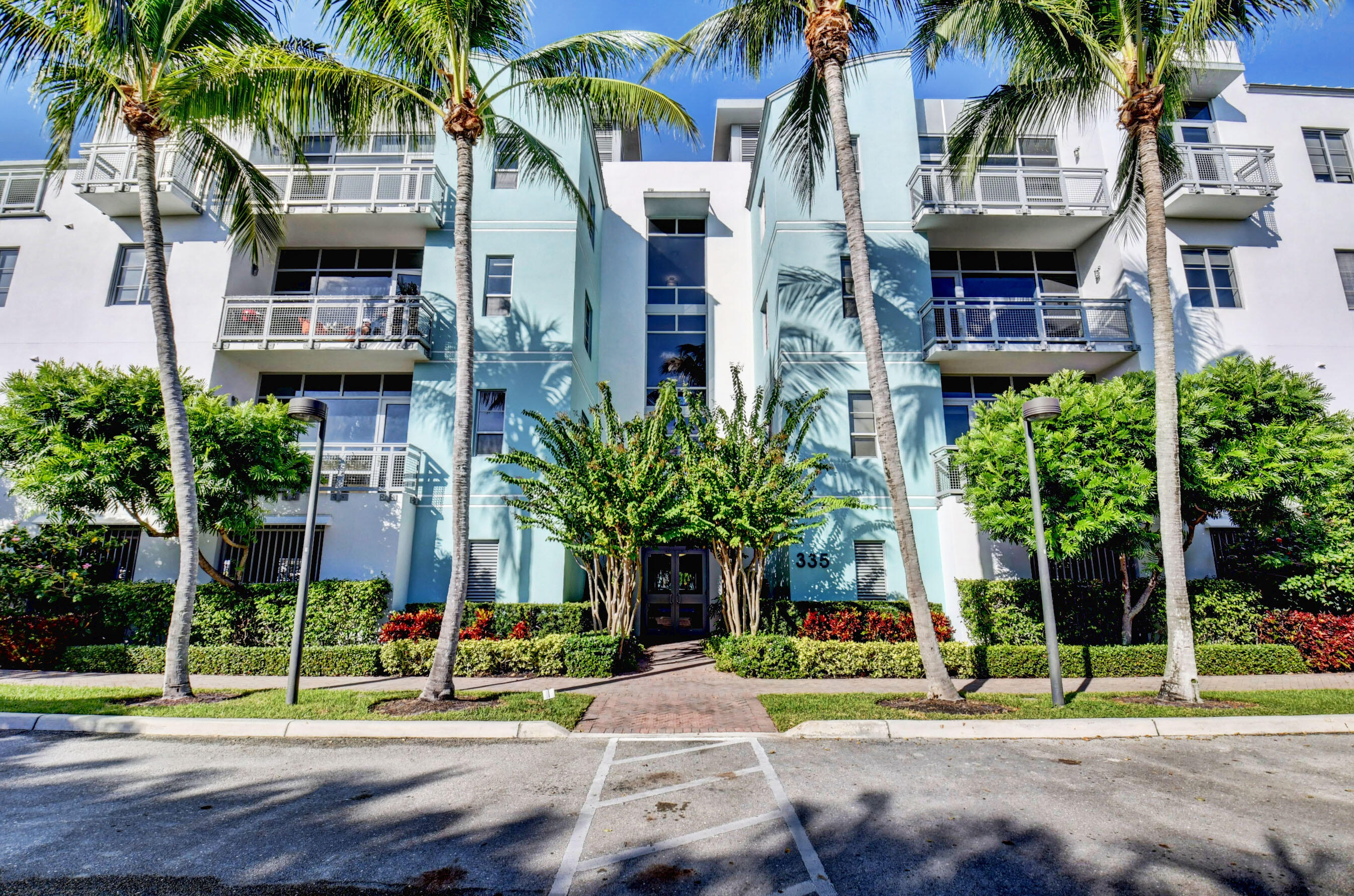 335 SE 6th Avenue 306, Delray Beach Unit: 306