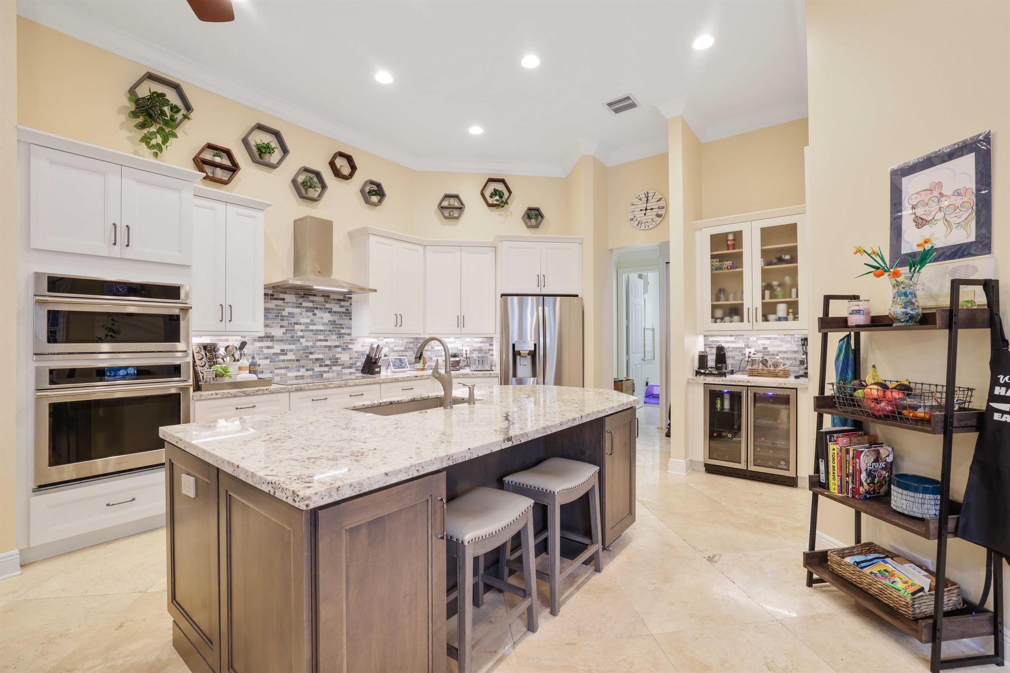 19450 Saturnia Lakes Drive