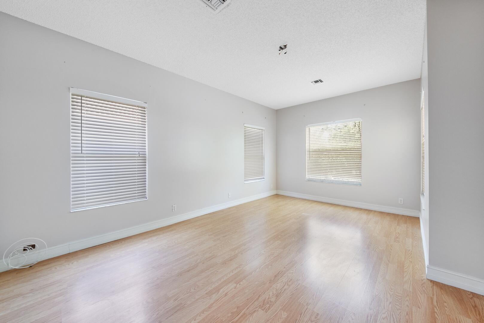 6400 NW 44th Avenue, Coconut Creek