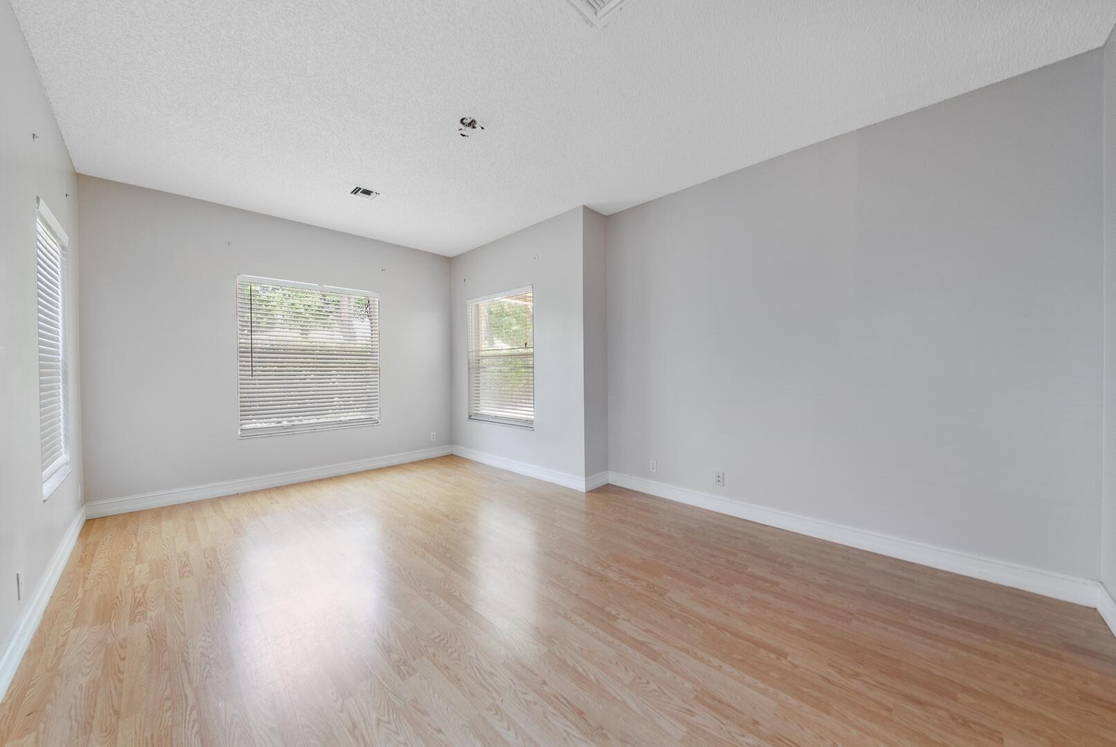 6400 NW 44th Avenue, Coconut Creek