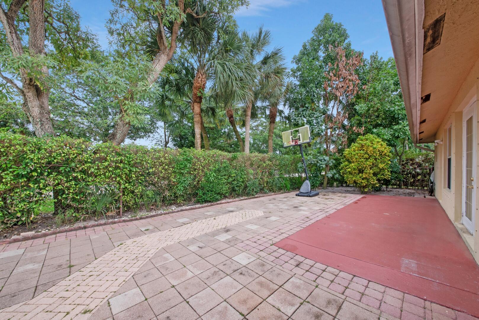 6400 NW 44th Avenue, Coconut Creek