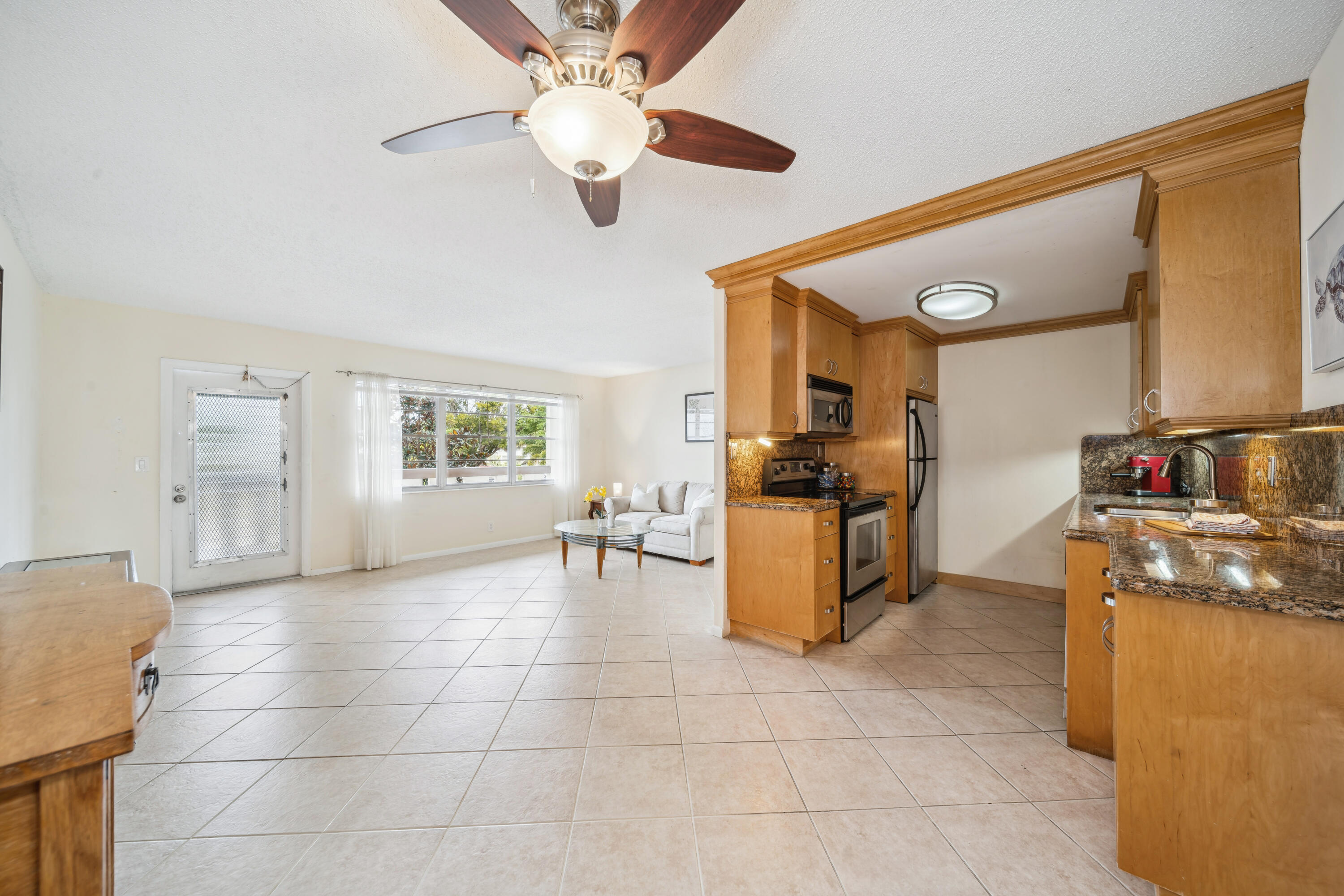 2089 Westbury H Unit: 2089