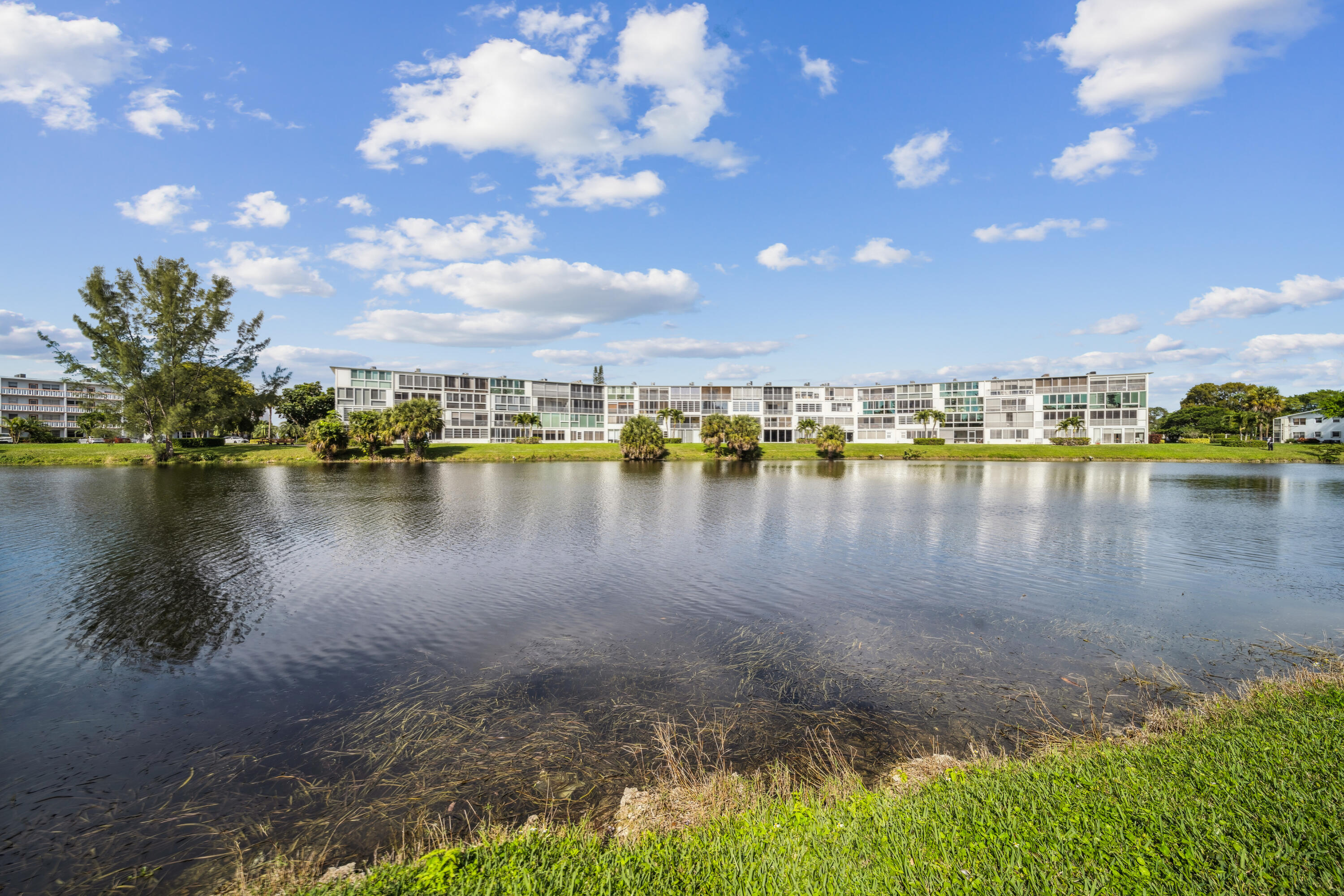 2089 Westbury H Unit: 2089