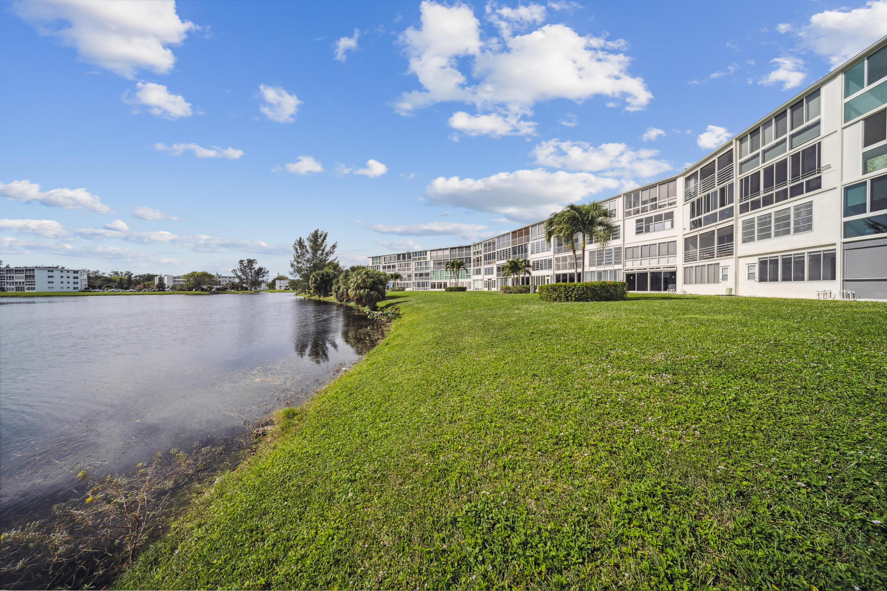 2089 Westbury H Unit: 2089