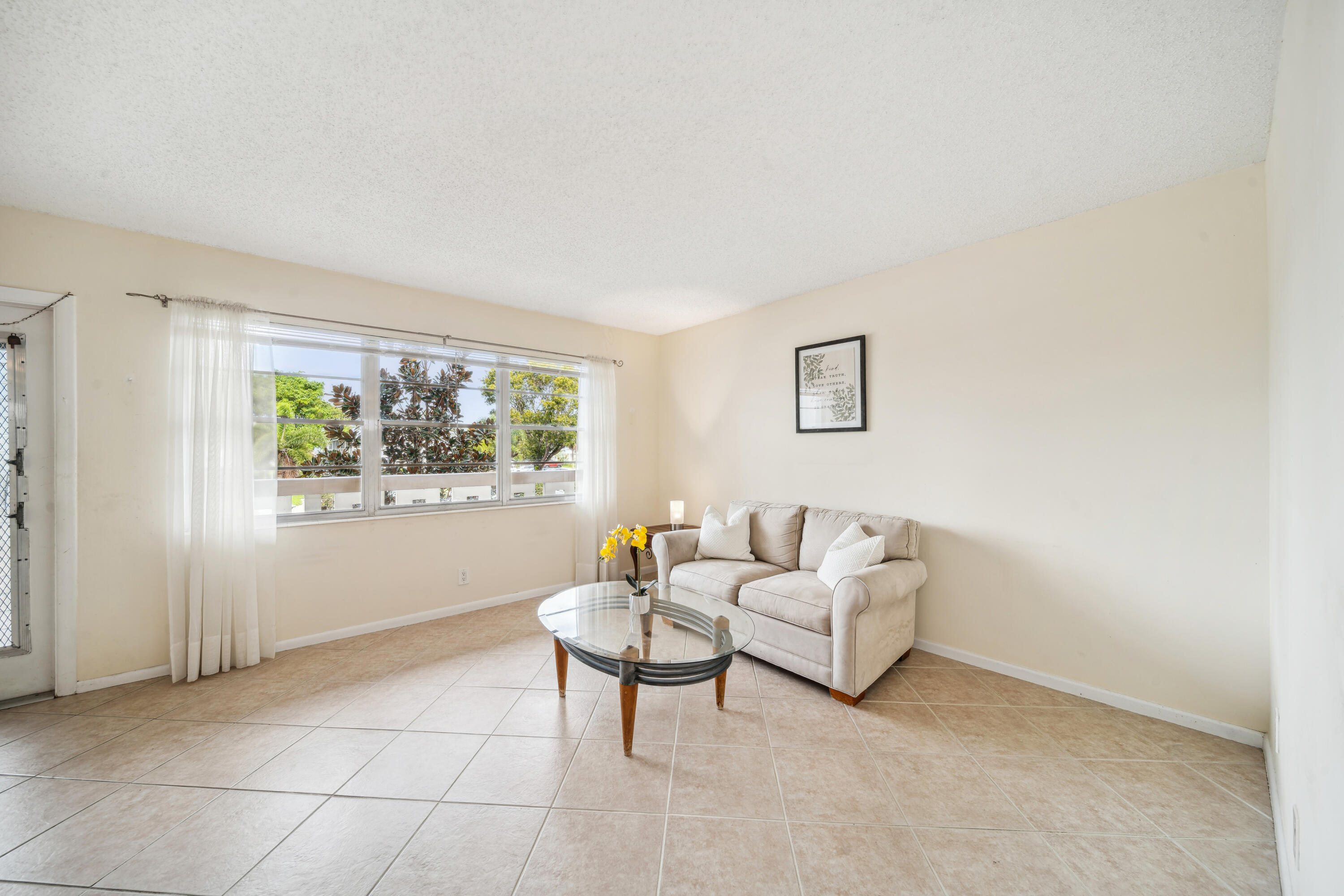 2089 Westbury H Unit: 2089