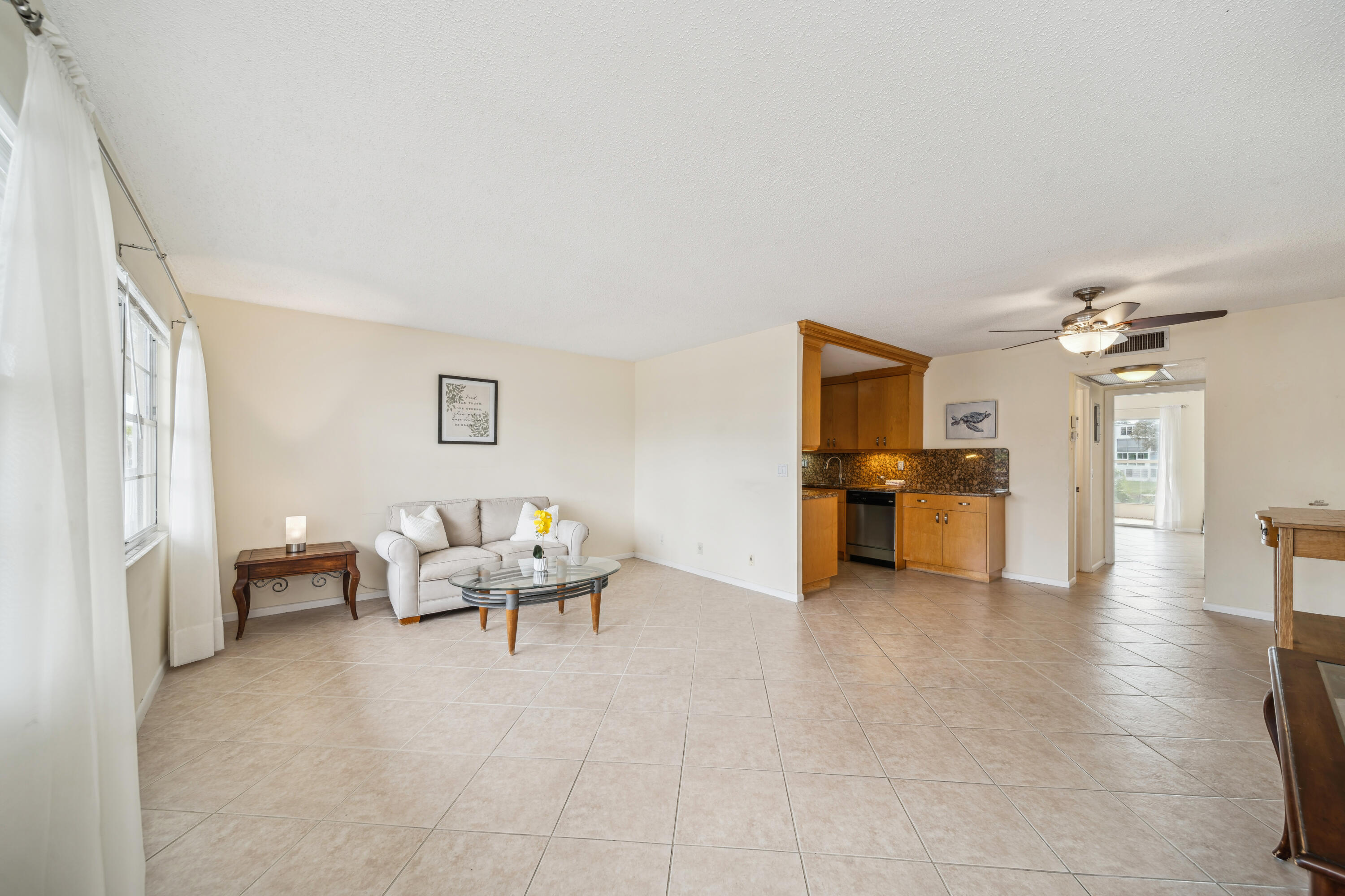 2089 Westbury H Unit: 2089