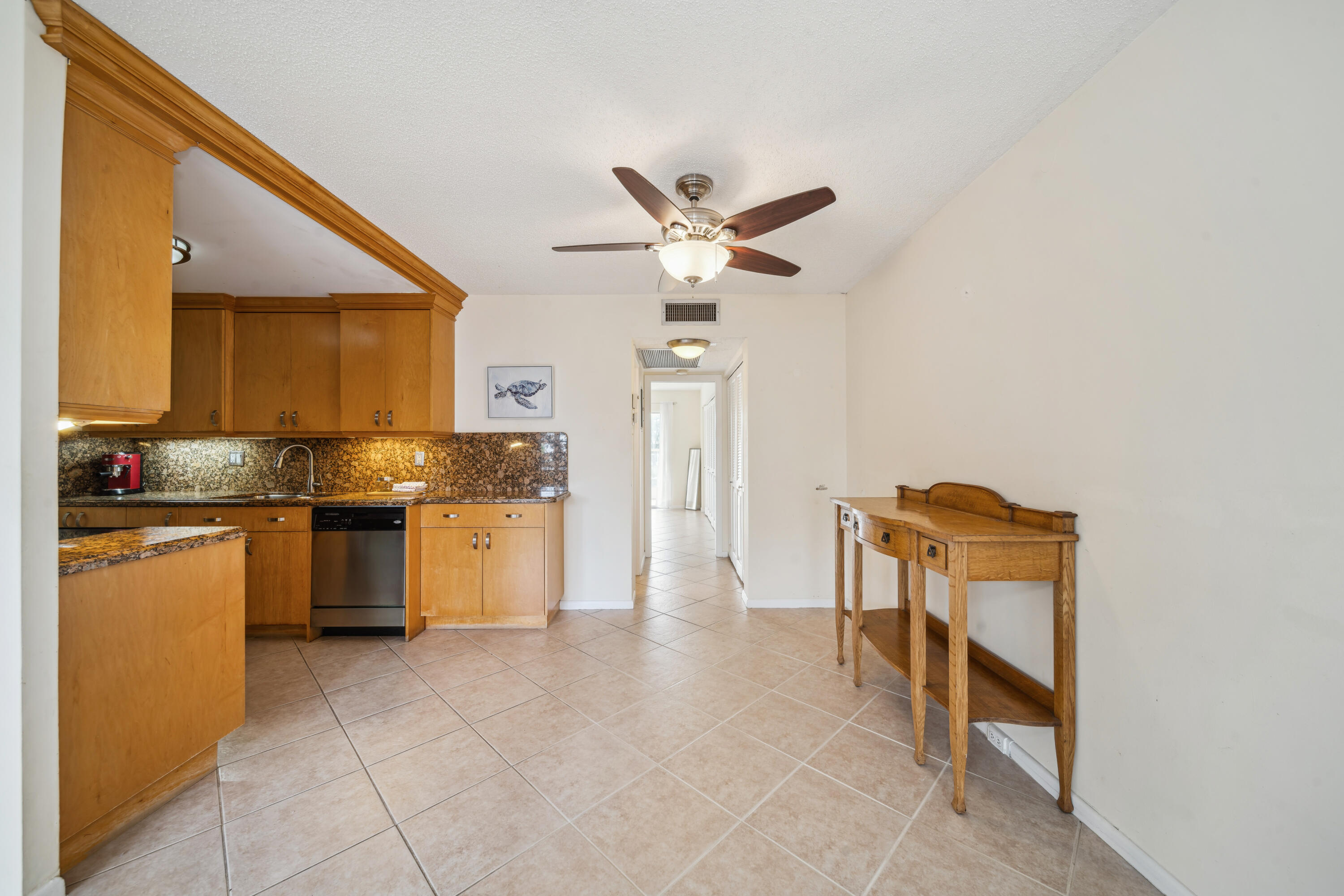 2089 Westbury H Unit: 2089