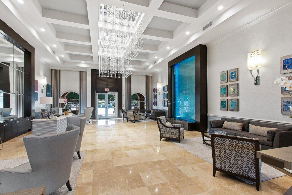 6821 Castlemaine Avenue