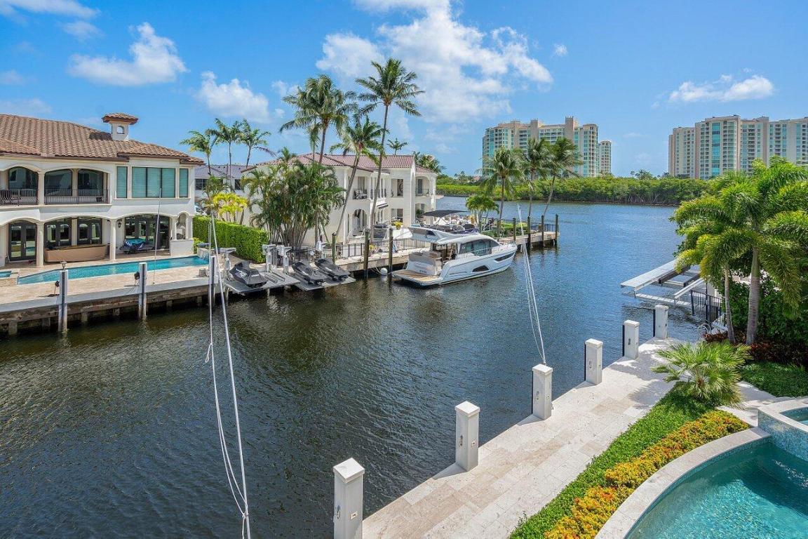 863 Enfield Street, Boca Raton