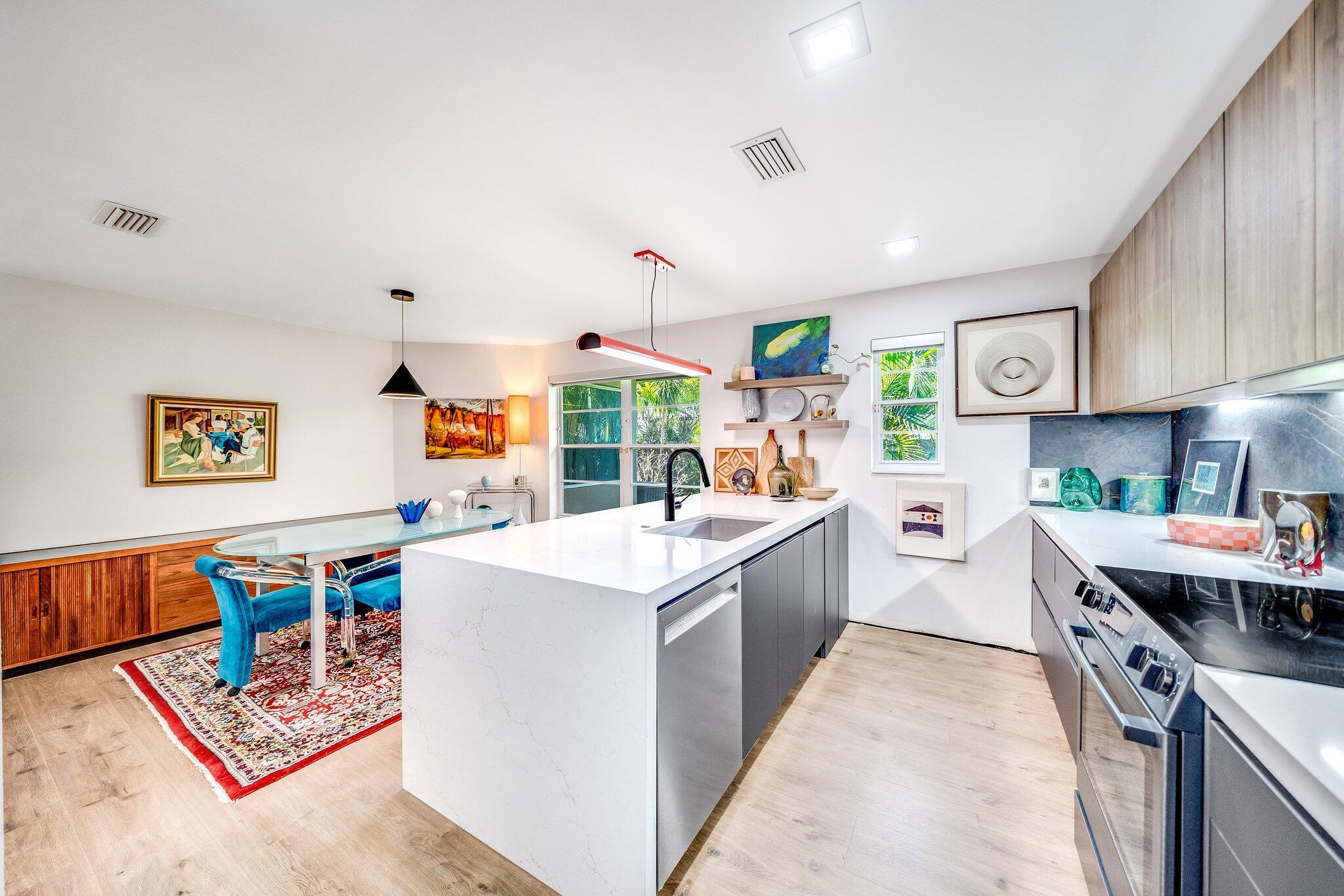 660 Forsyth Street Unit: 7