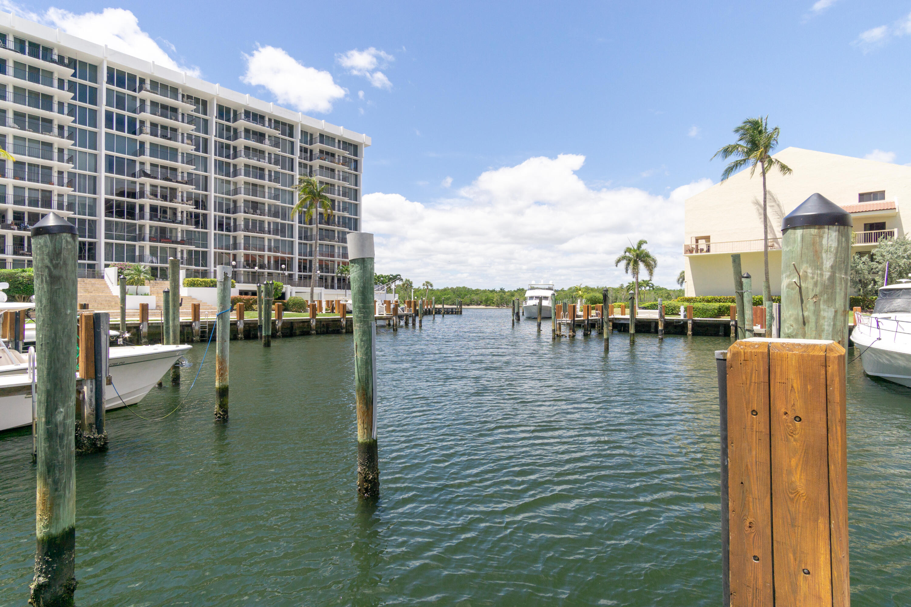 4600 S Ocean Boulevard Unit: 1103