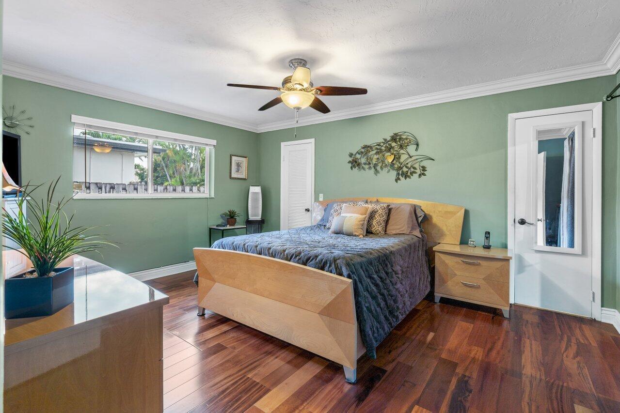 5701 SW 118th Avenue