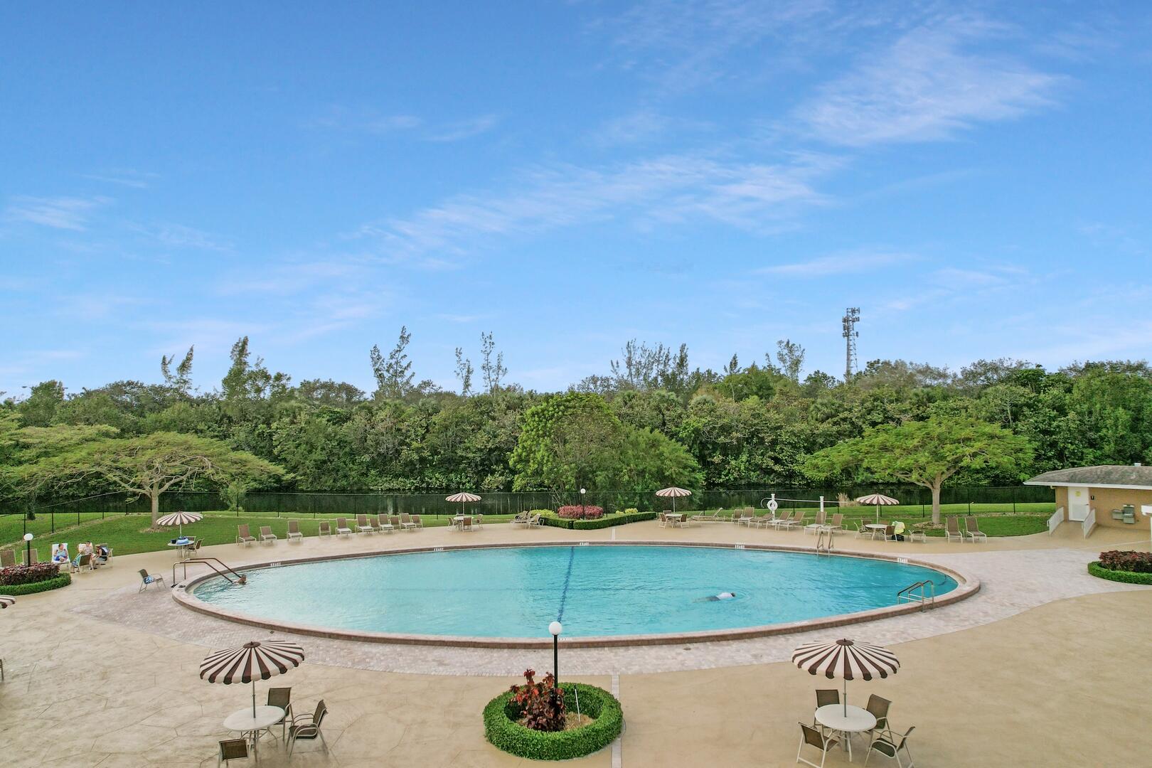 377 Windsor Q, West Palm Beach