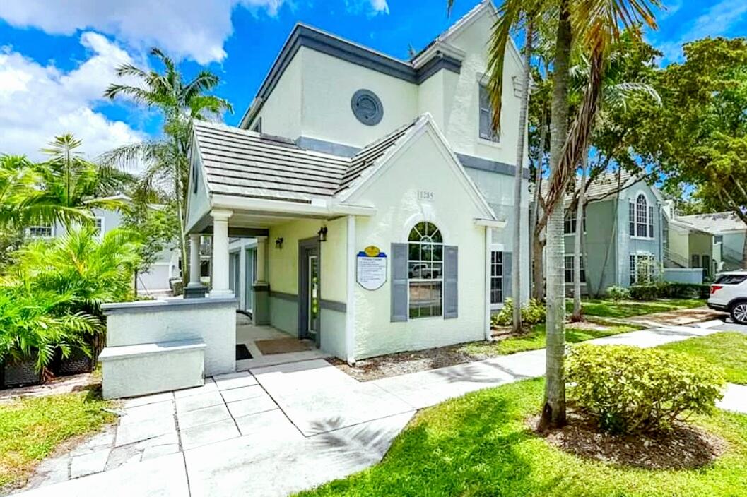 1020 Crystal Way F, Delray Beach Unit: F