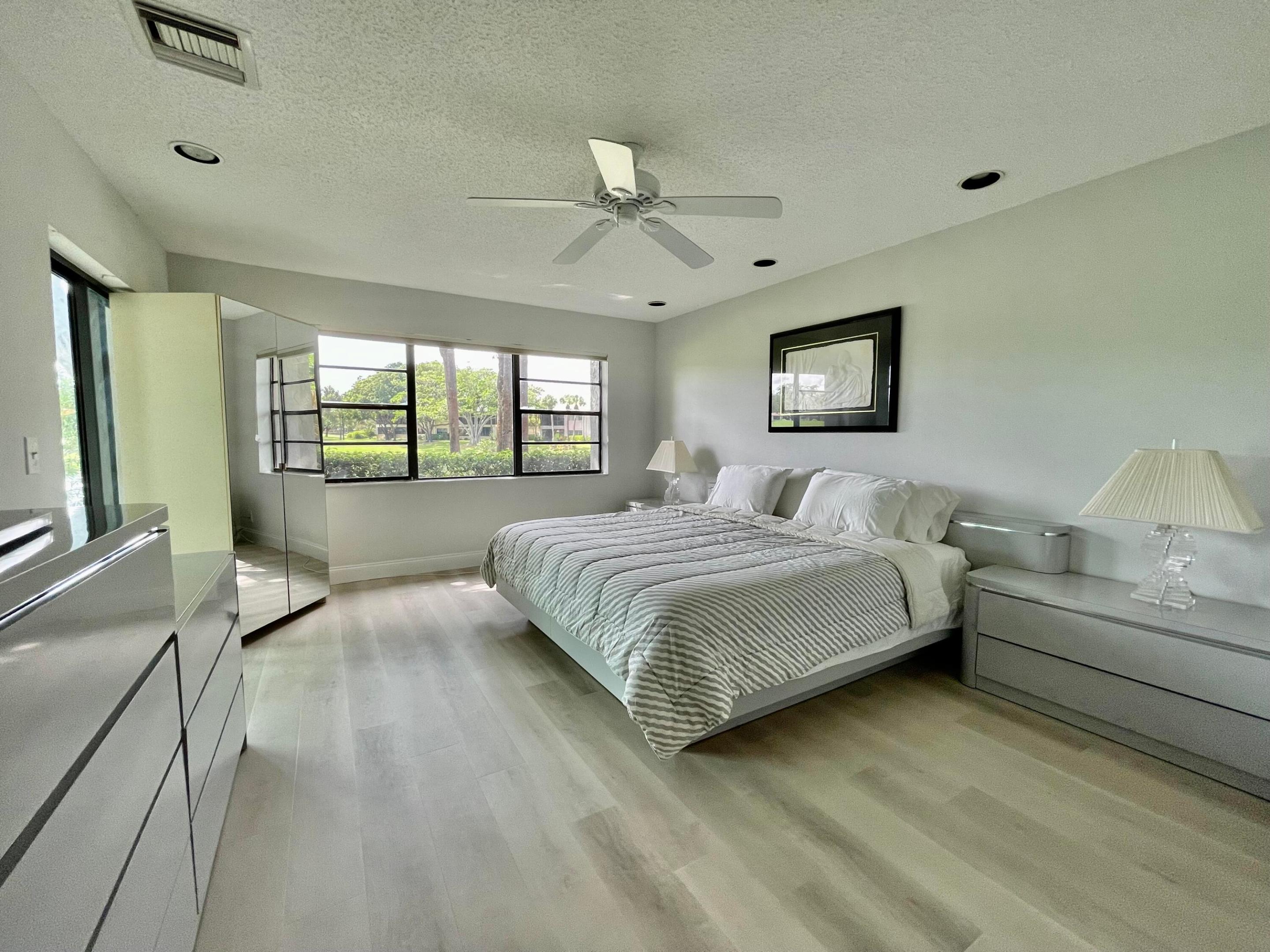 61 Eastgate Drive Unit: E