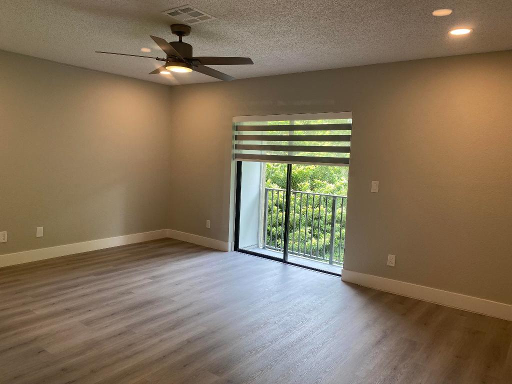 11430 NW 43rd Street Unit: 1-4