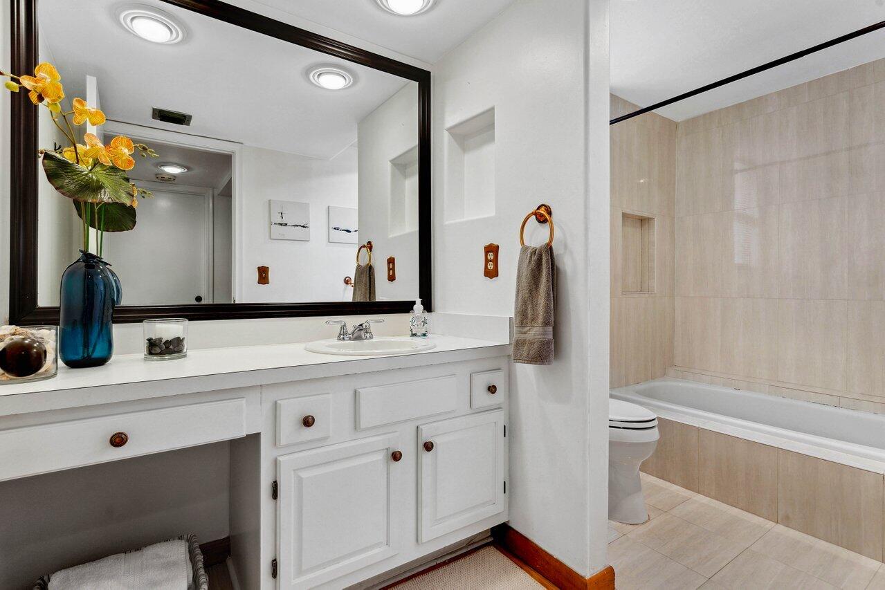 19867 Boca West Drive Unit: 3262