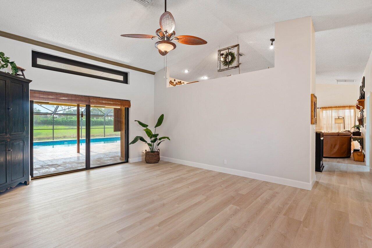 11440 Island Lakes Lane