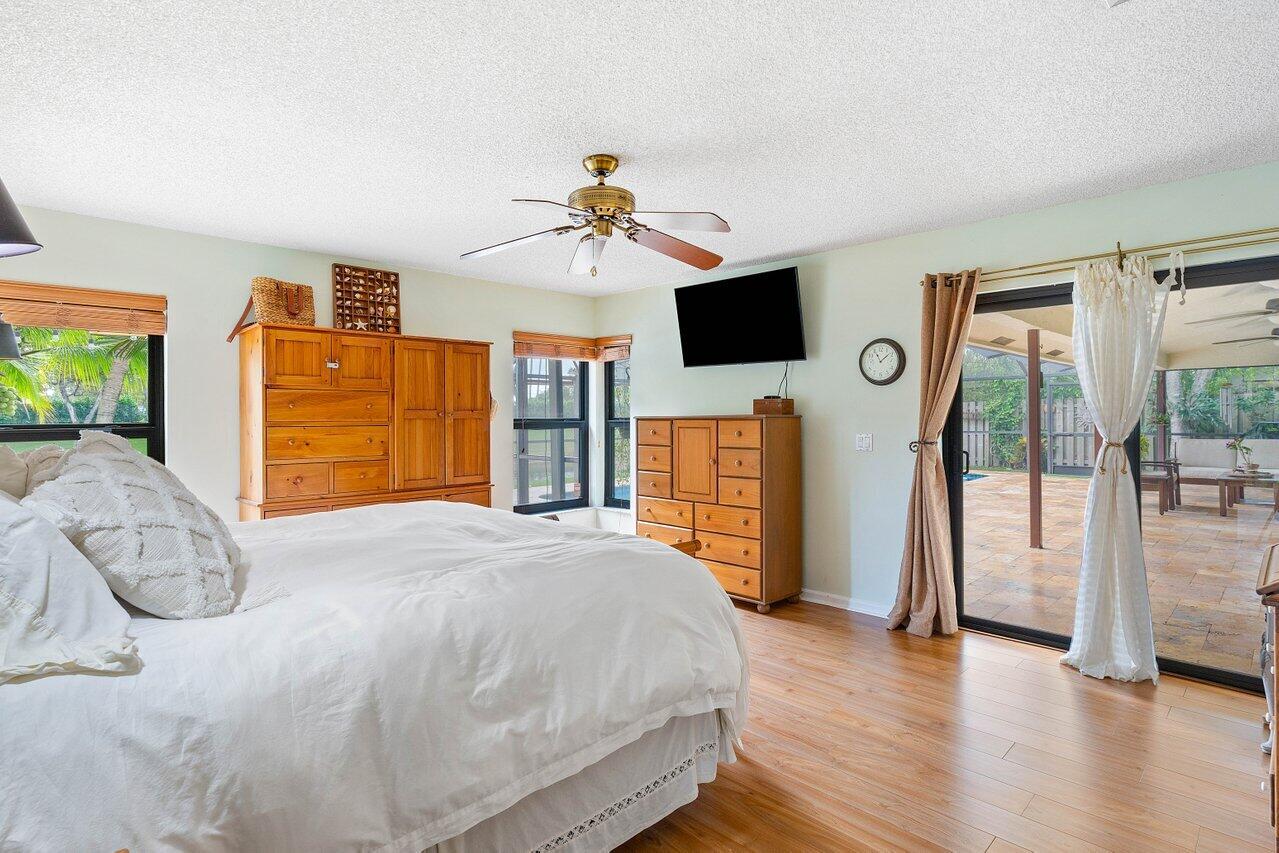11440 Island Lakes Lane