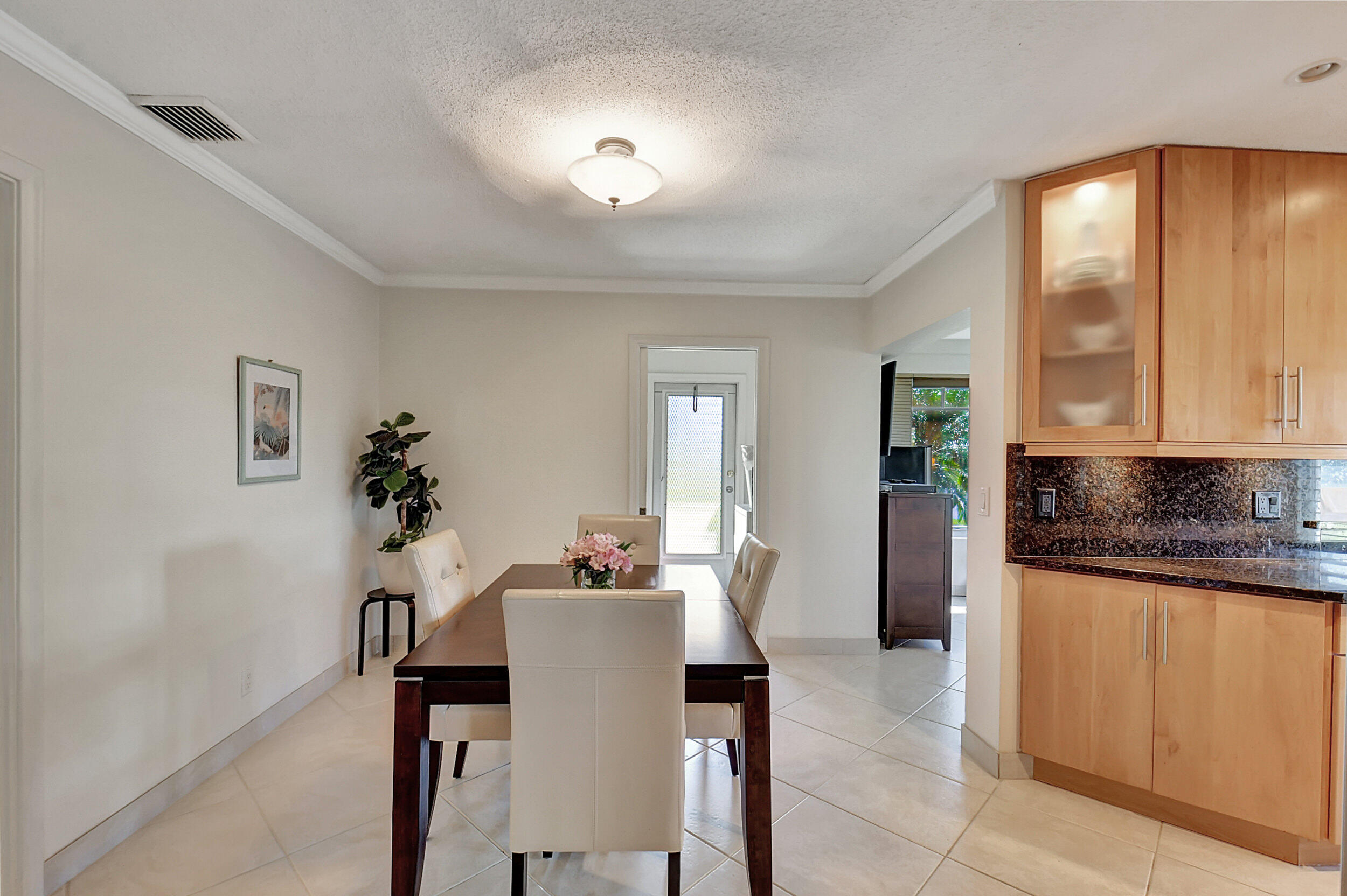 14 Slash Pine Drive