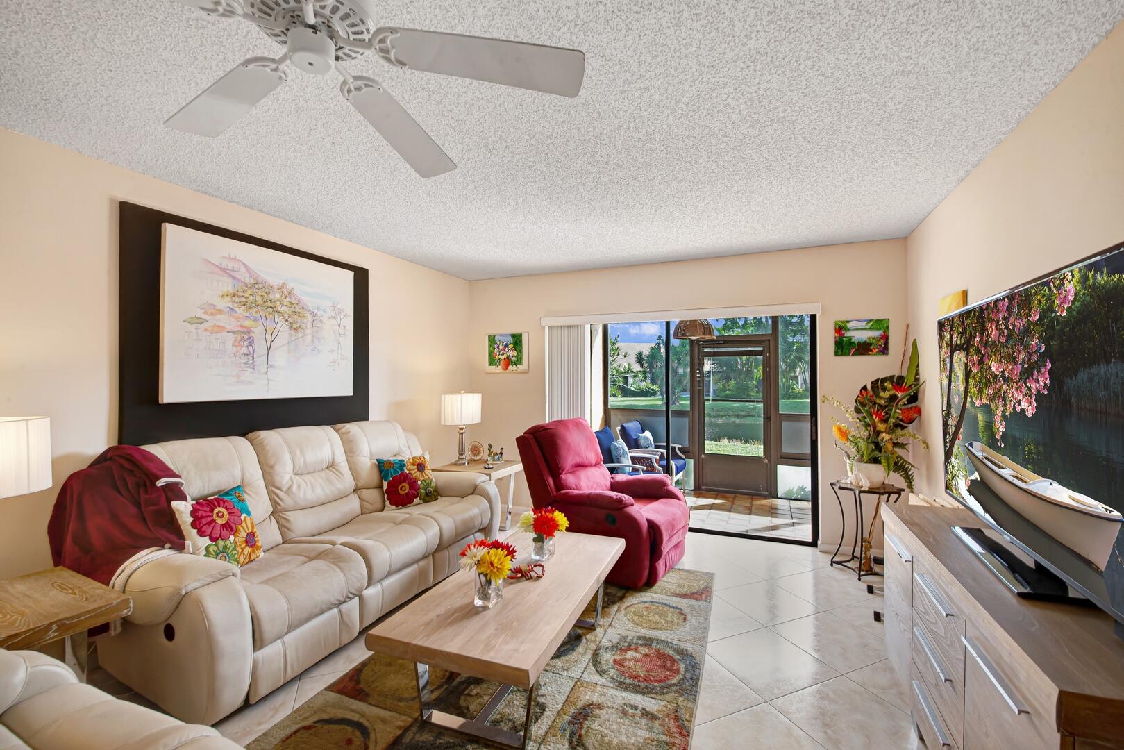 3528 Featherwood Drive 216, Lake Worth Unit: 216